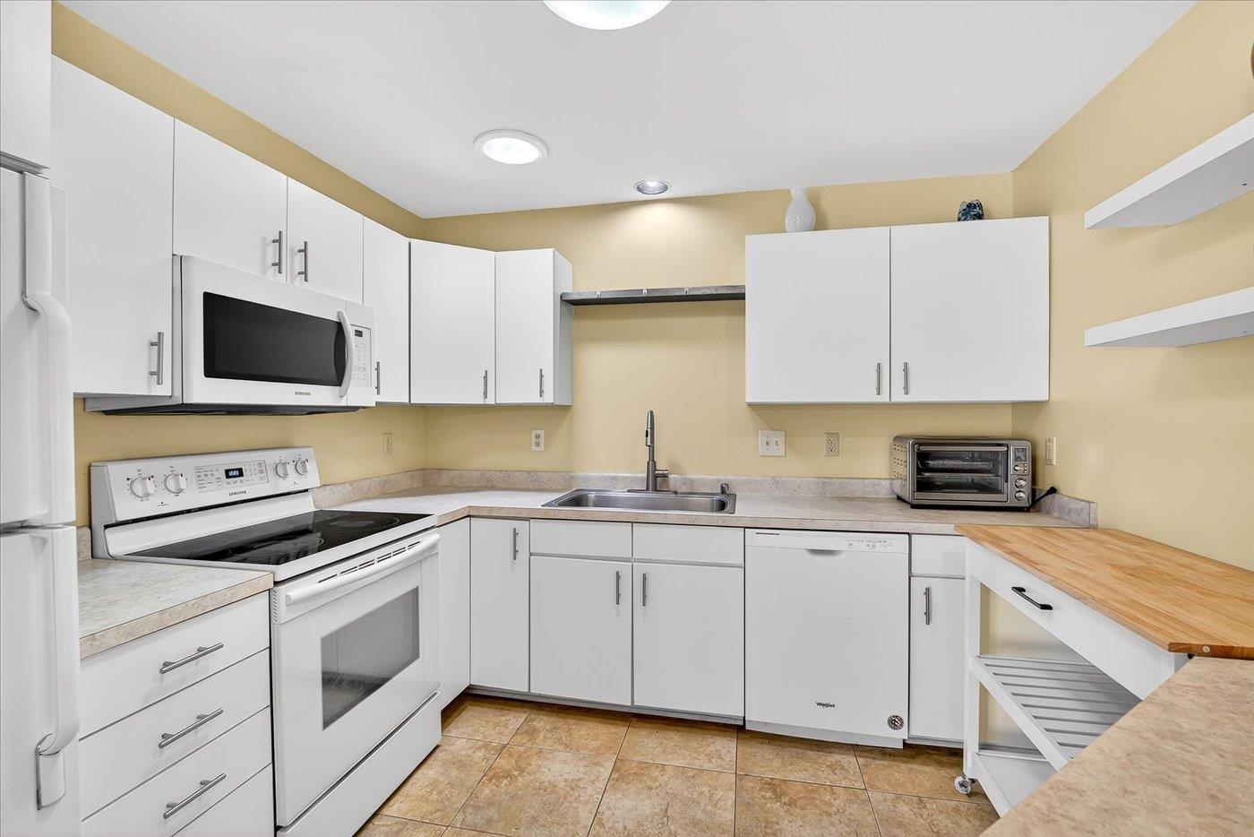 453 Cherry Hill Drive