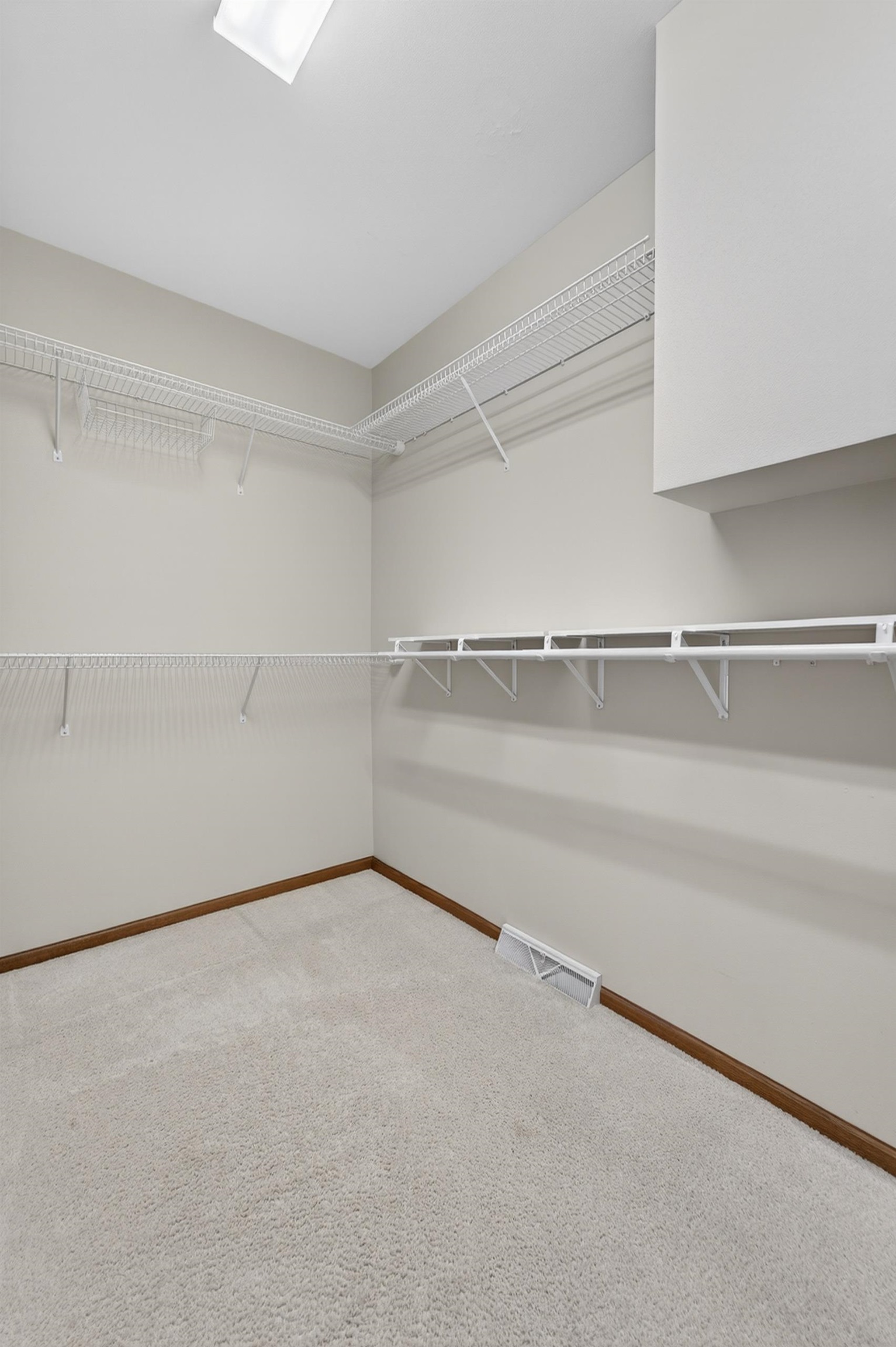 5885 Persimmon Drive