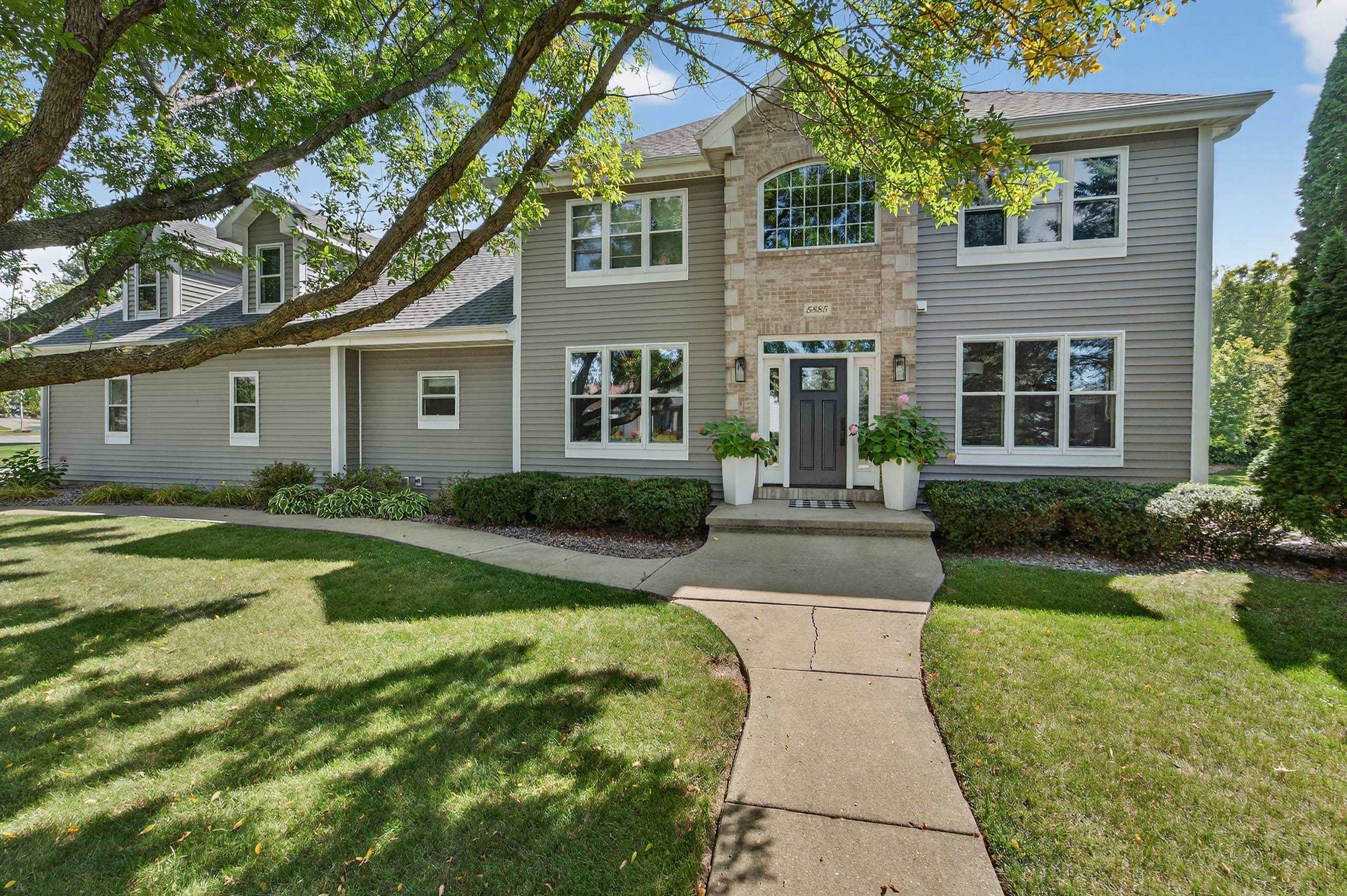 5885 Persimmon Drive