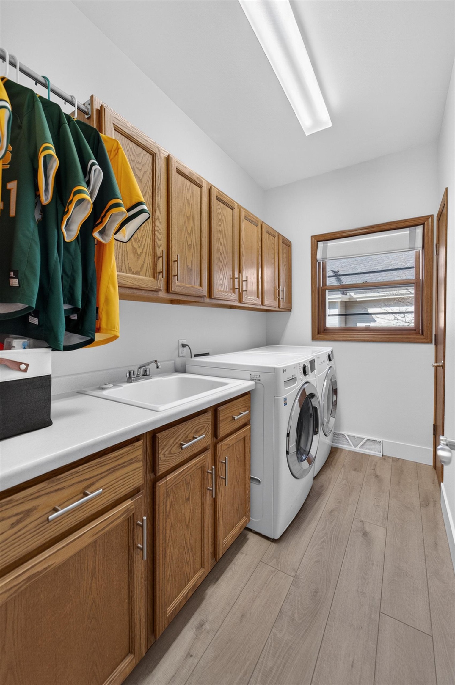 5885 Persimmon Drive