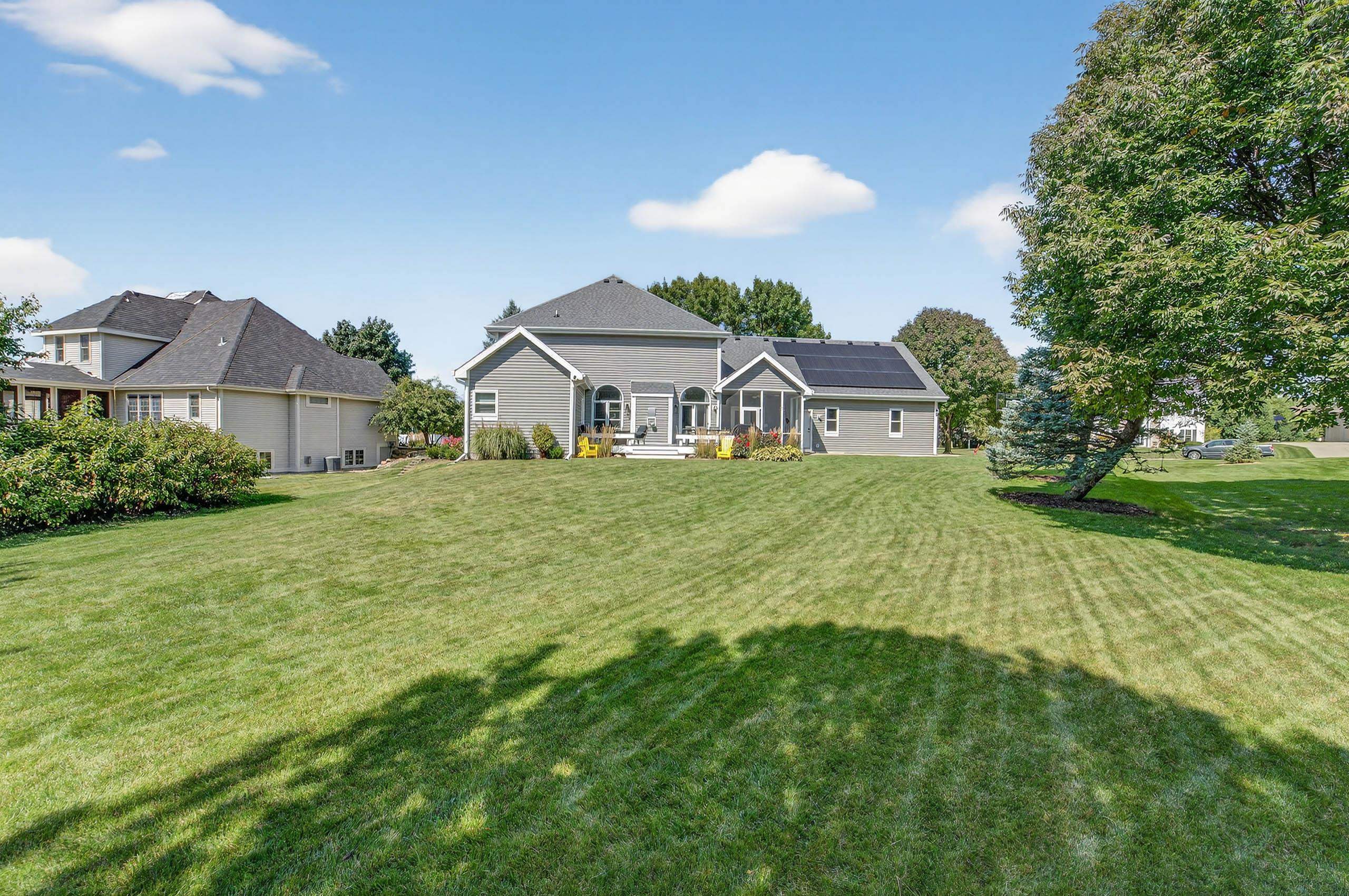 5885 Persimmon Drive