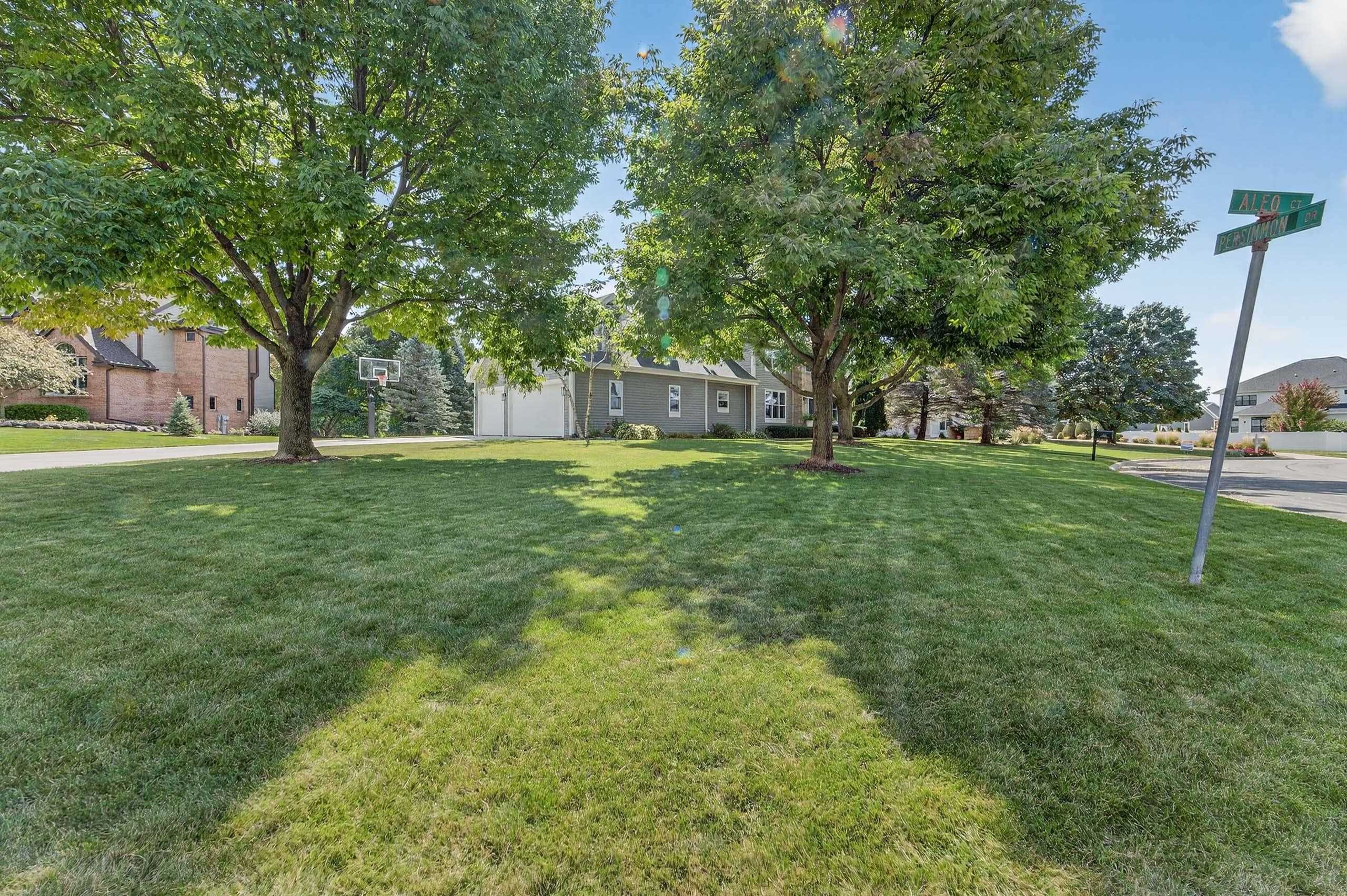 5885 Persimmon Drive