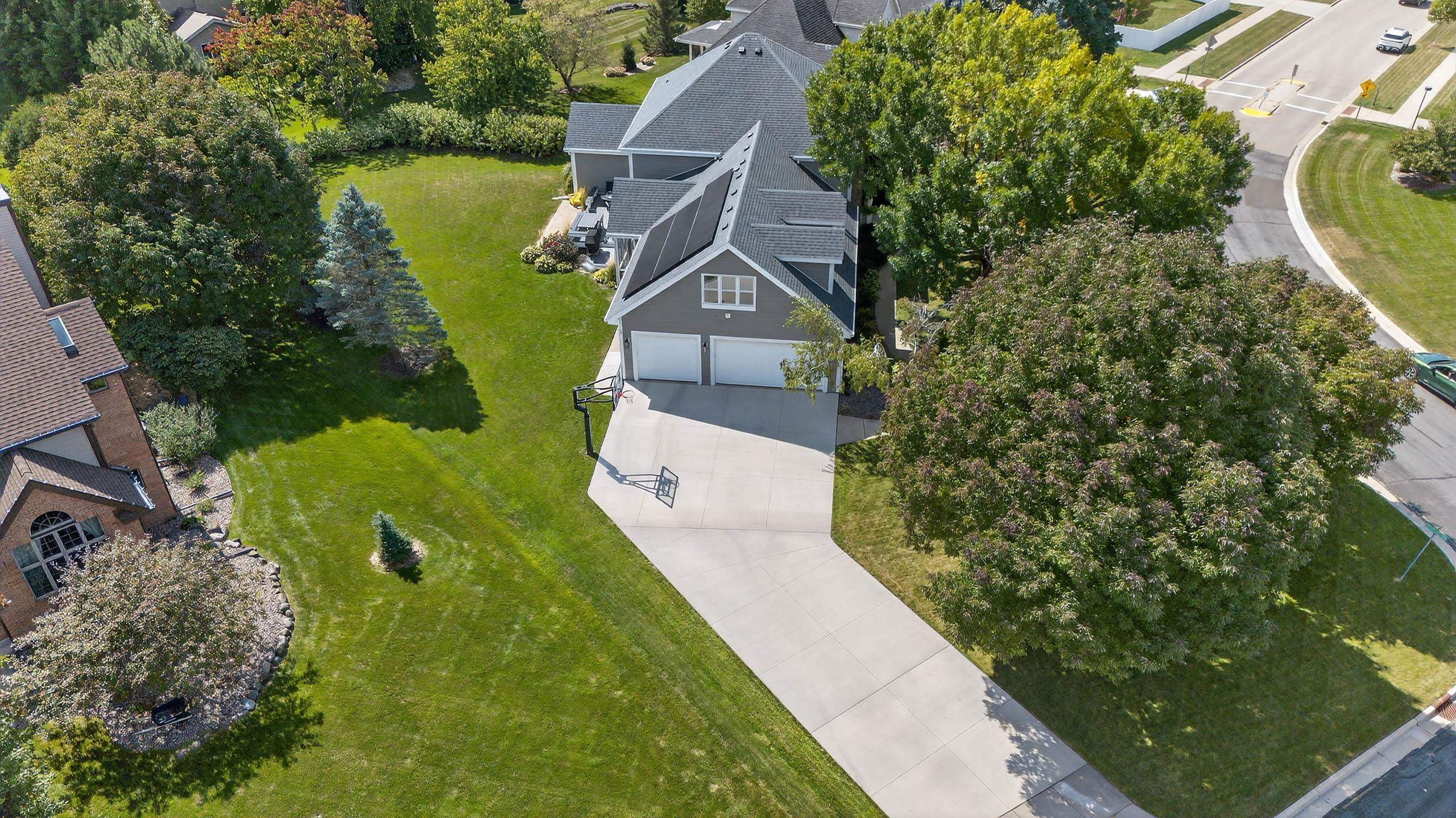 5885 Persimmon Drive