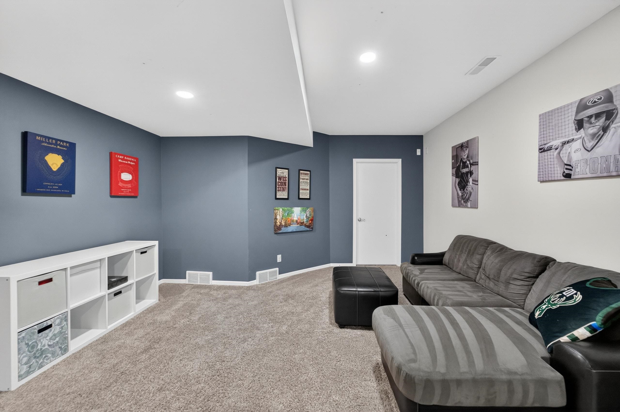 5885 Persimmon Drive