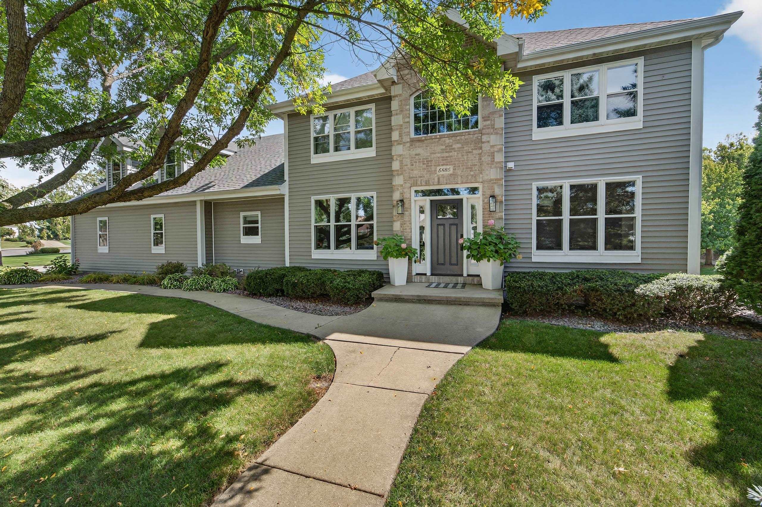 5885 Persimmon Drive