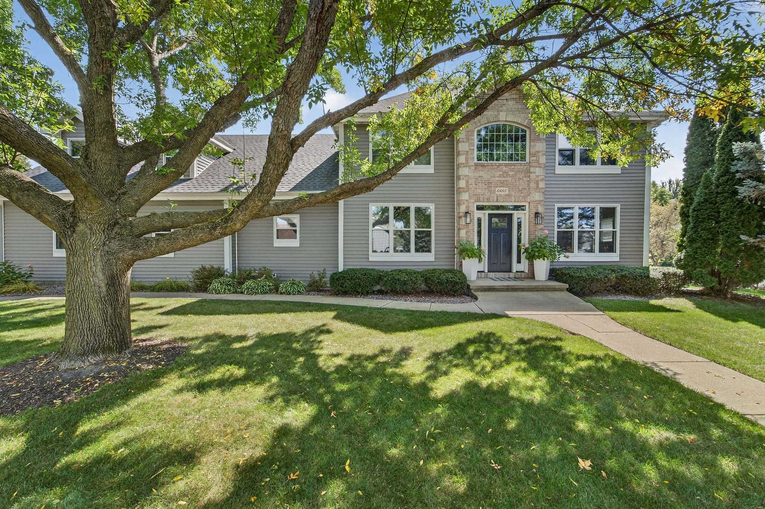 5885 Persimmon Drive