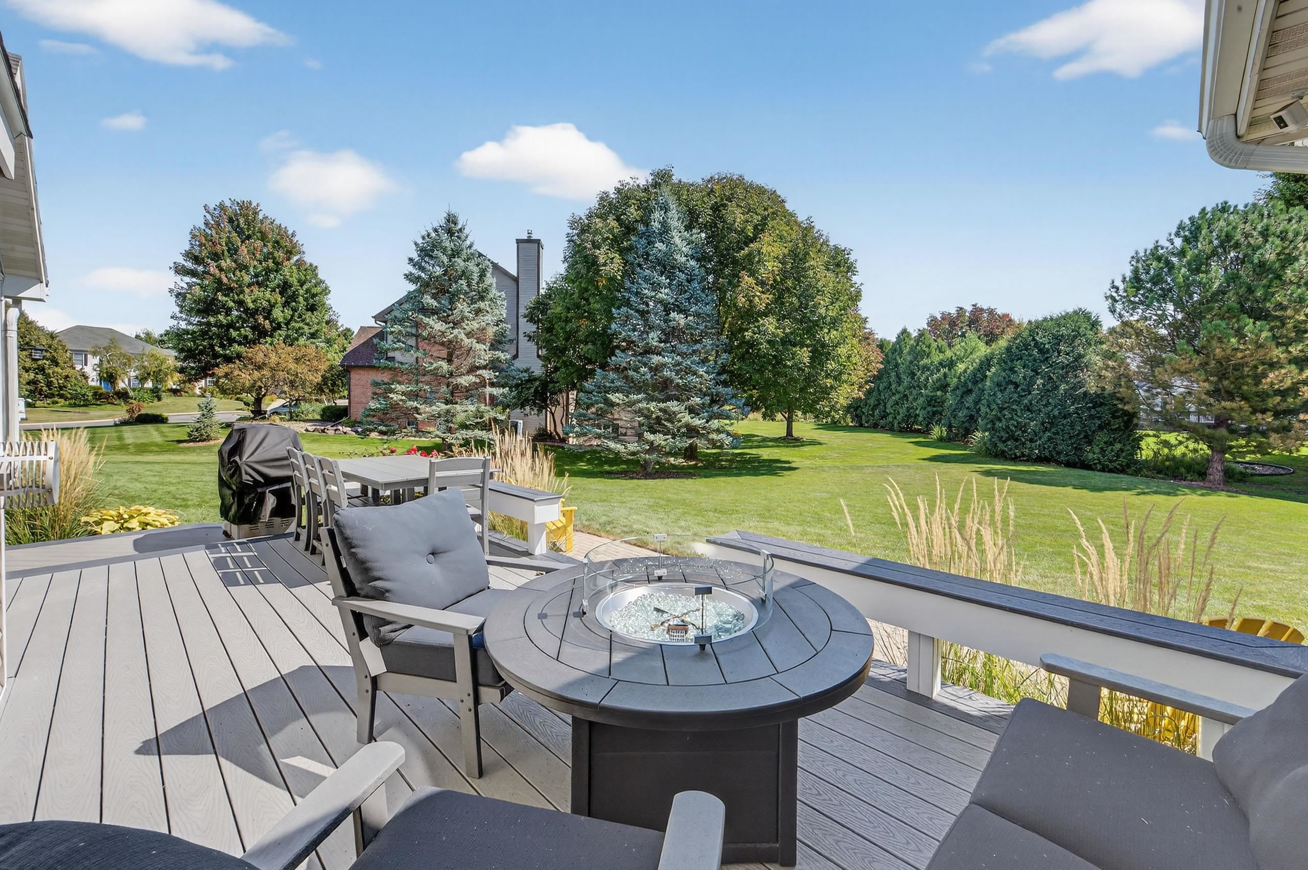 5885 Persimmon Drive