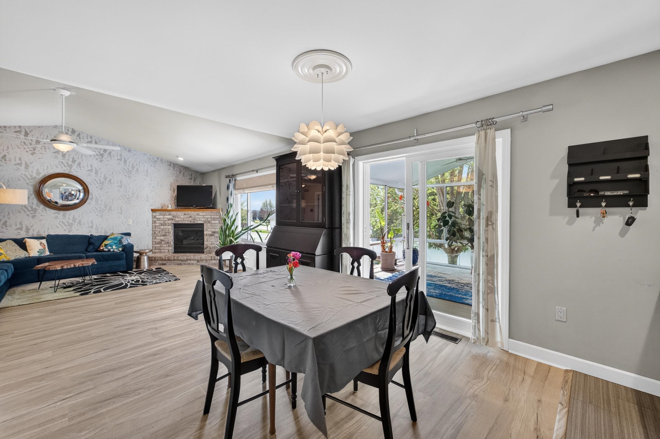 304 Westridge Parkway