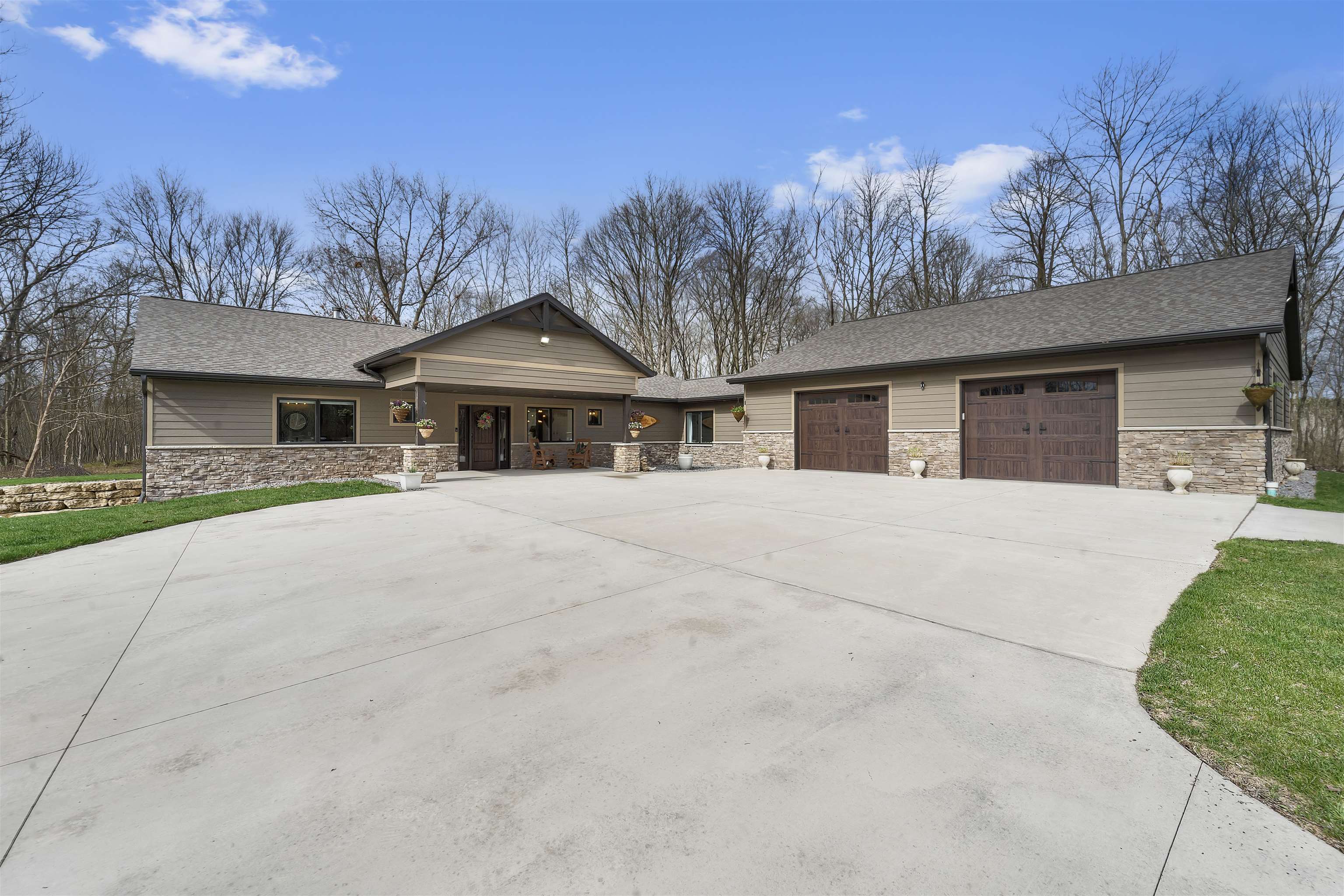 W7181 Duck Creek Avenue