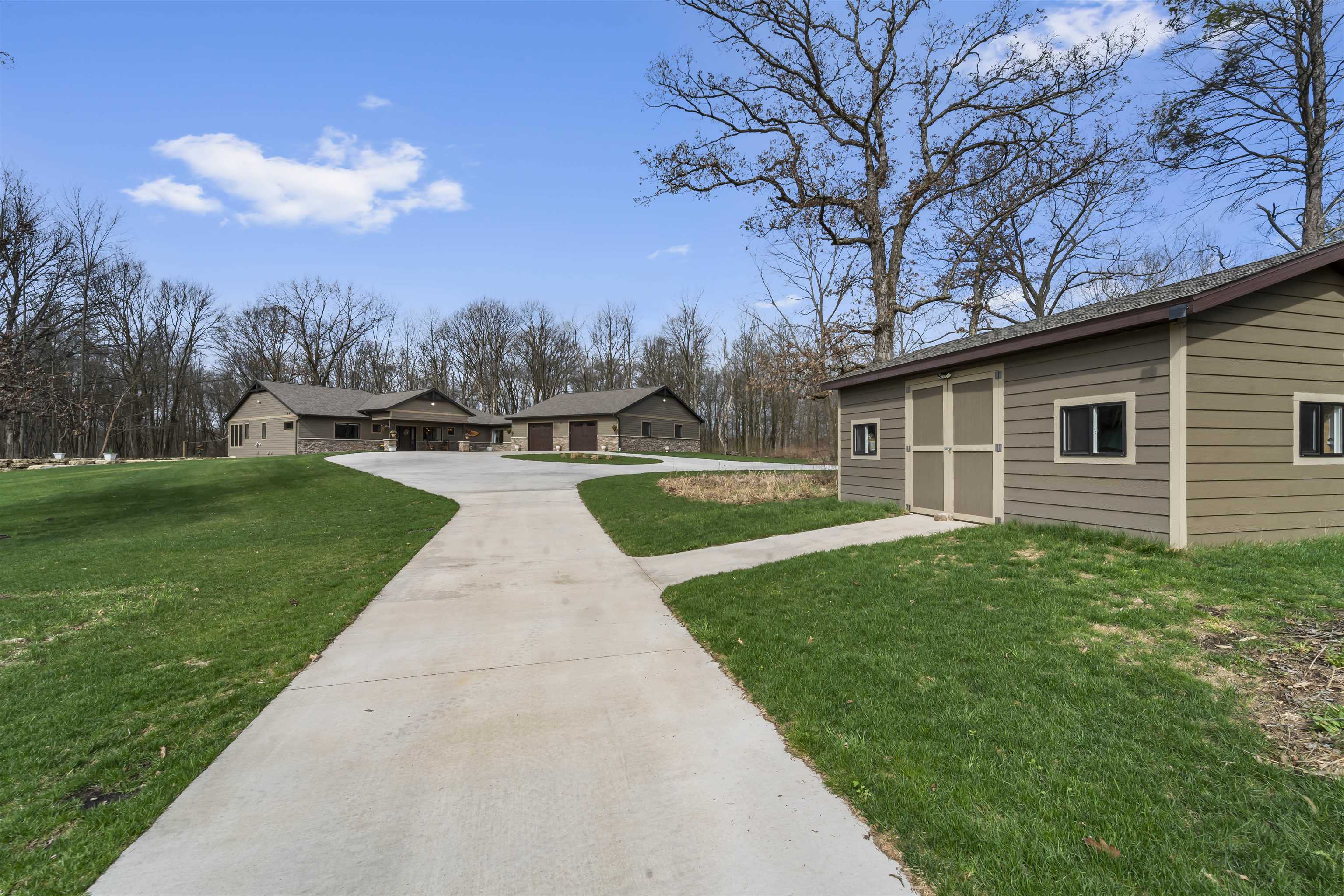 W7181 Duck Creek Avenue