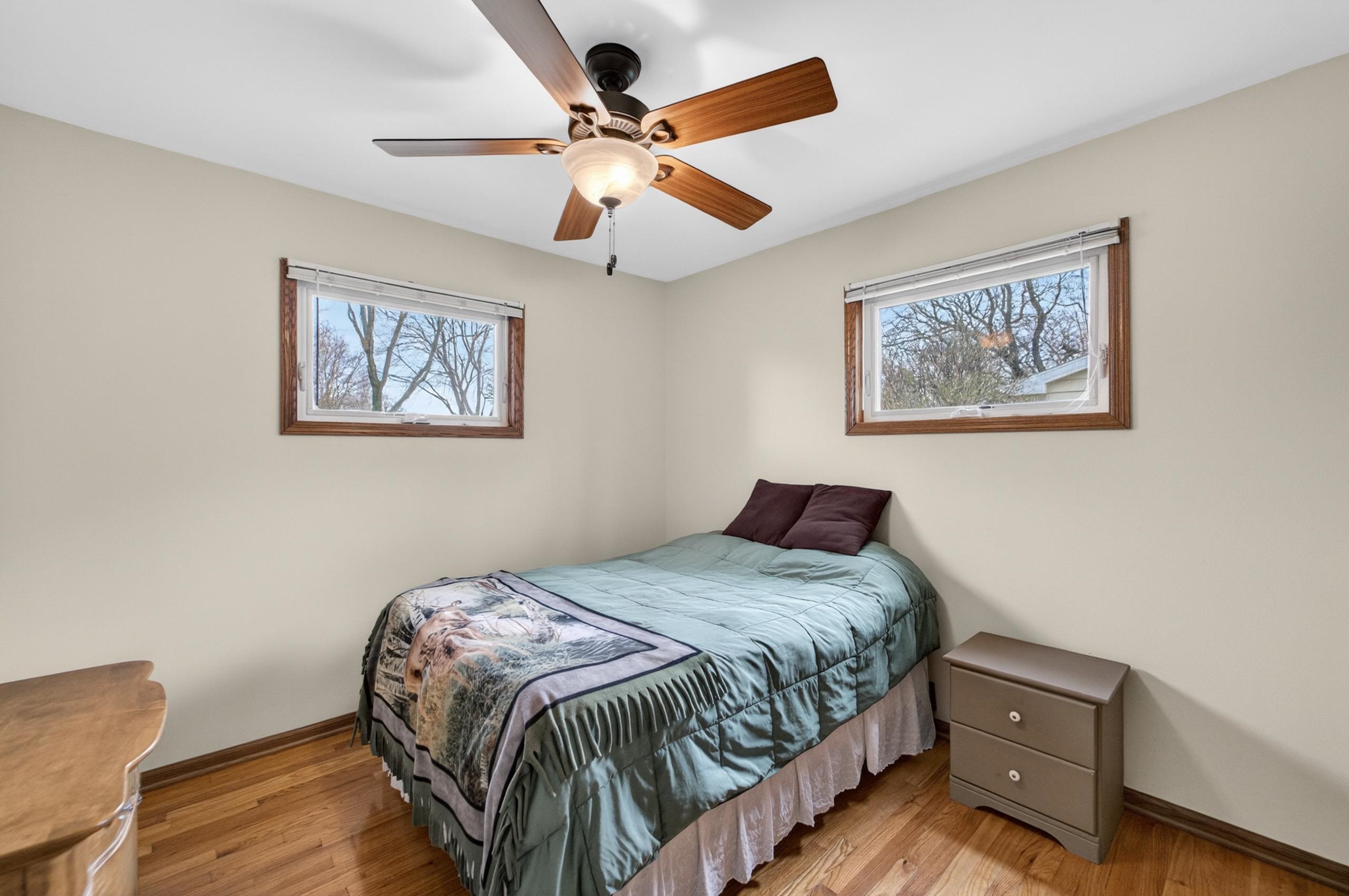 5909 Meadowood Drive