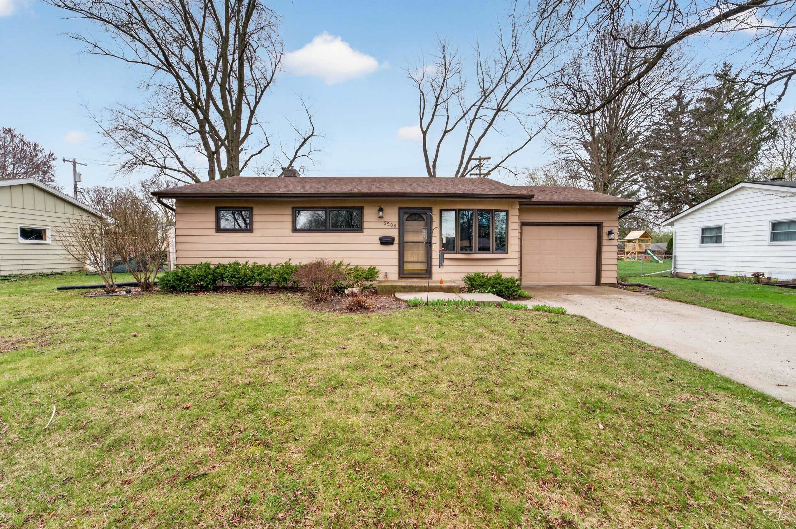 5909 Meadowood Drive