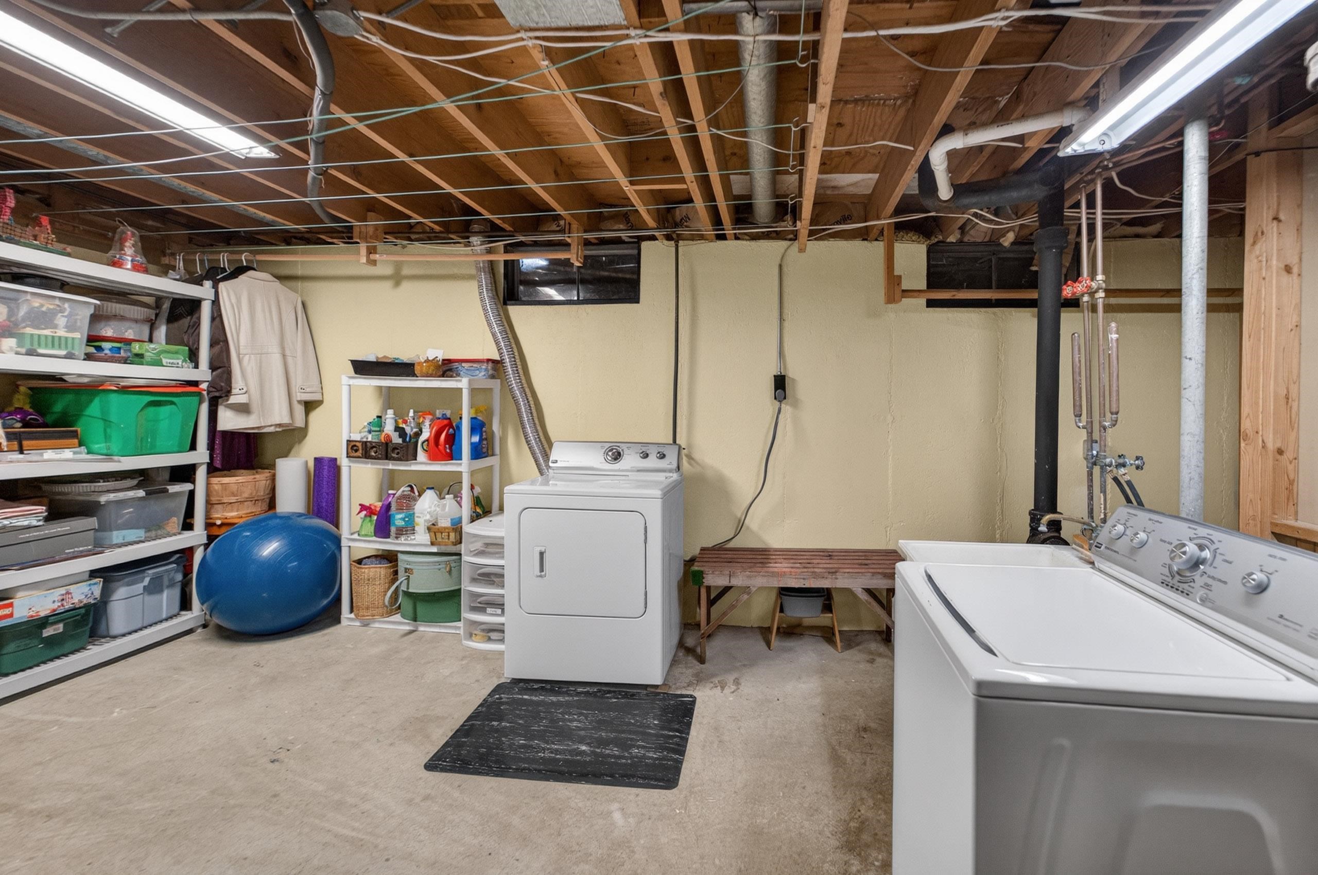 5909 Meadowood Drive