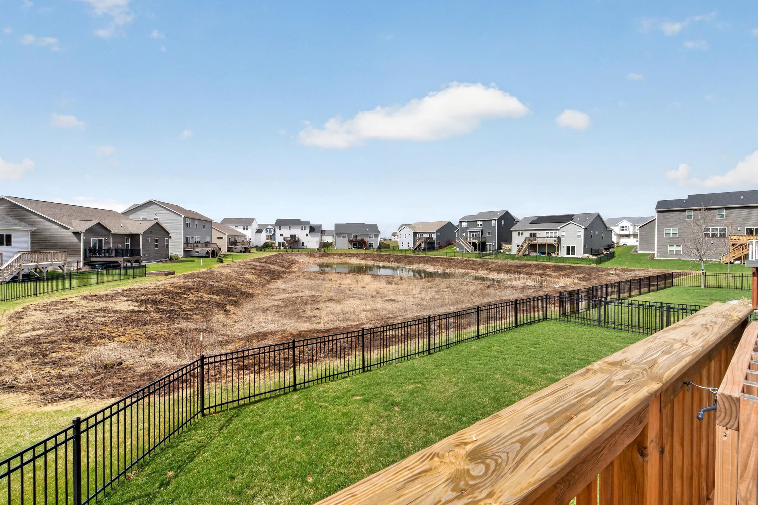 976 Griffin Way