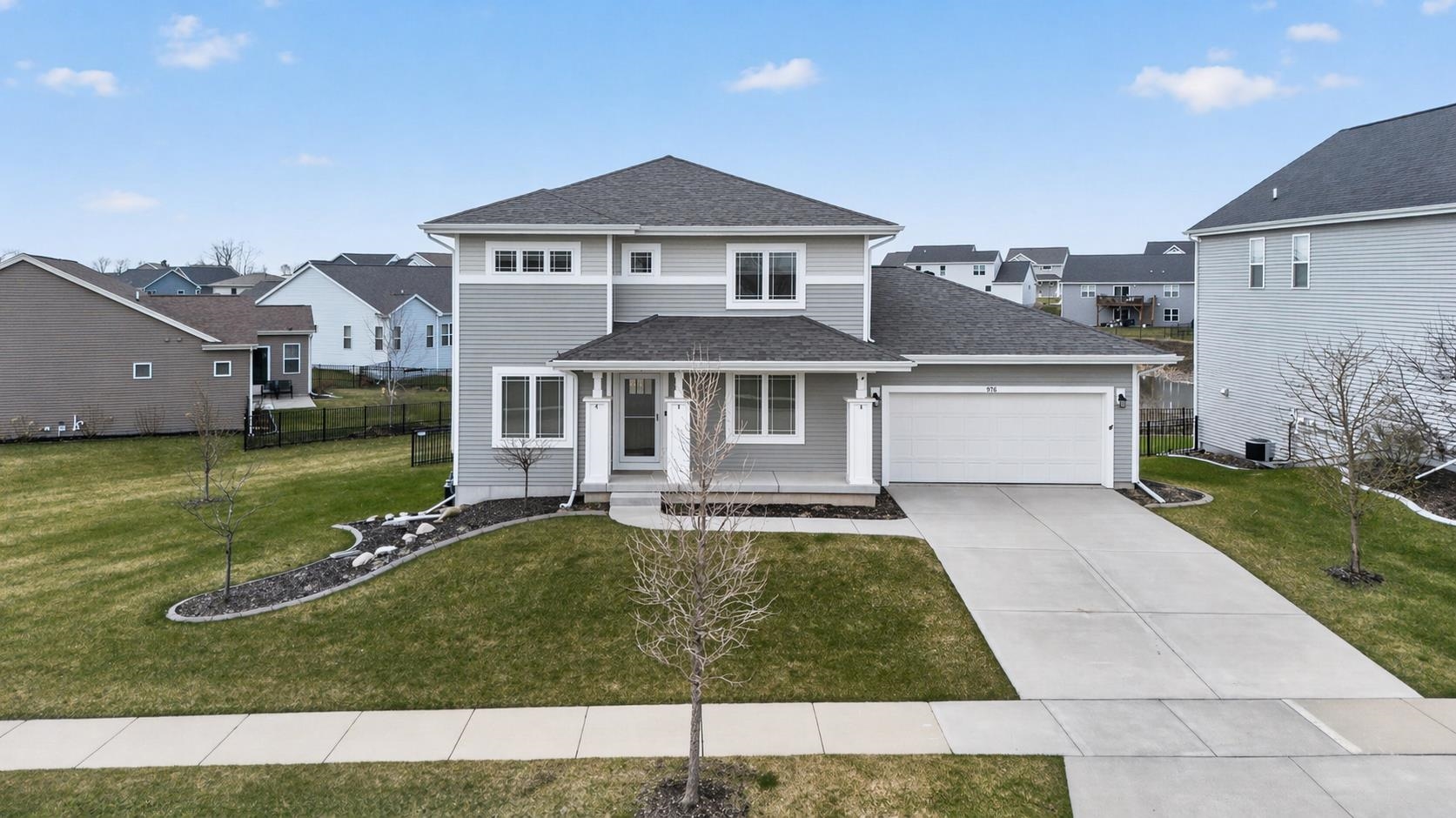 976 Griffin Way
