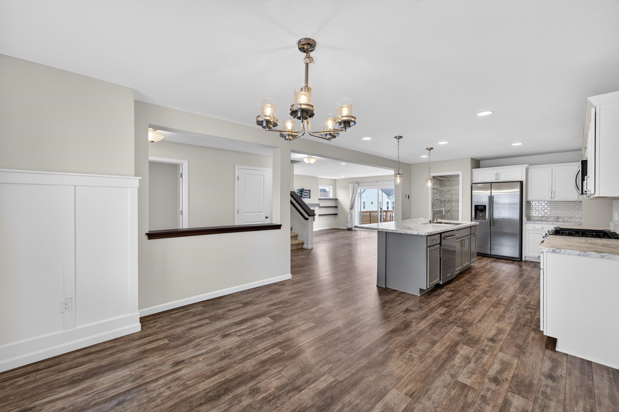 976 Griffin Way