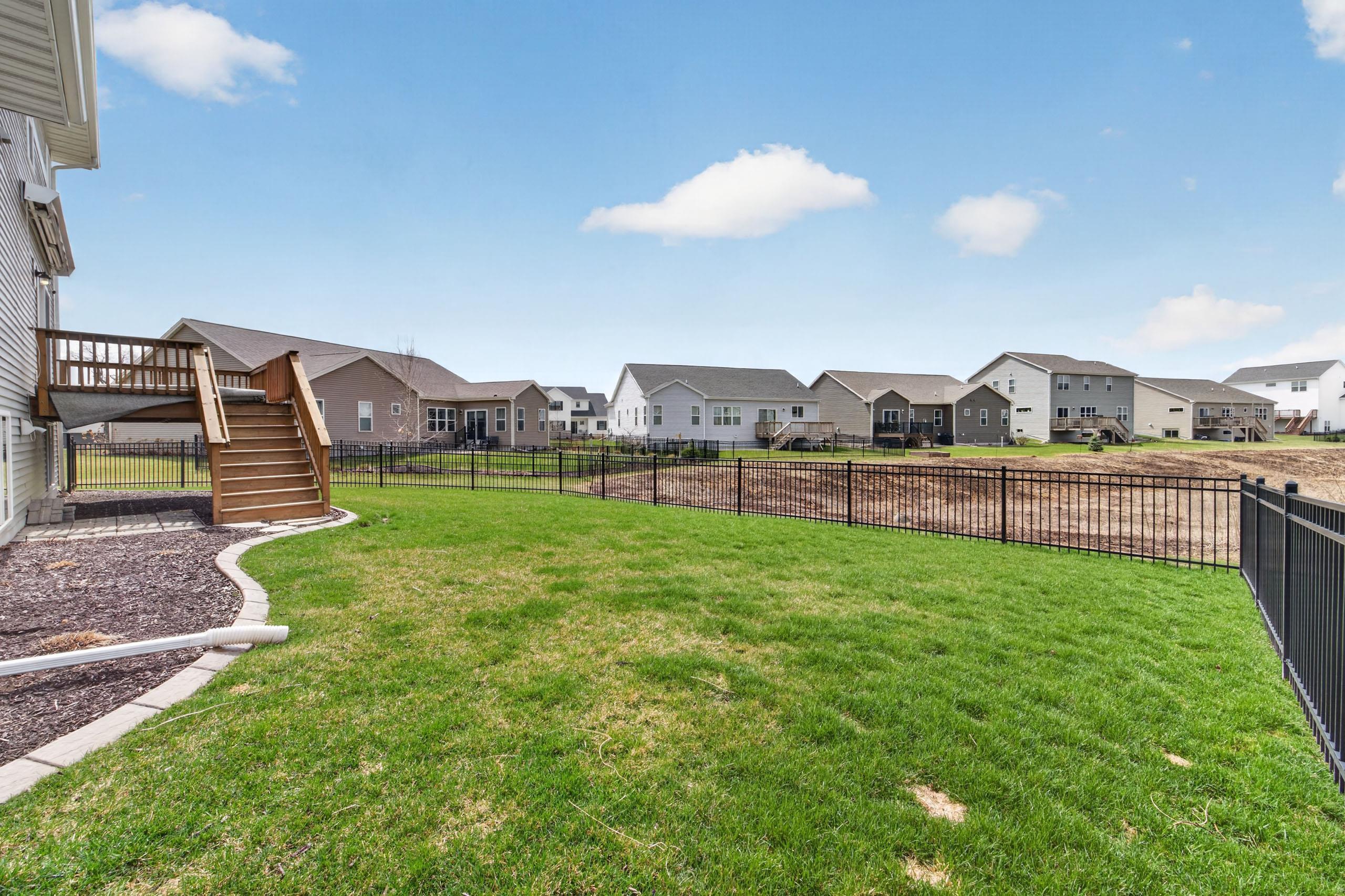 976 Griffin Way