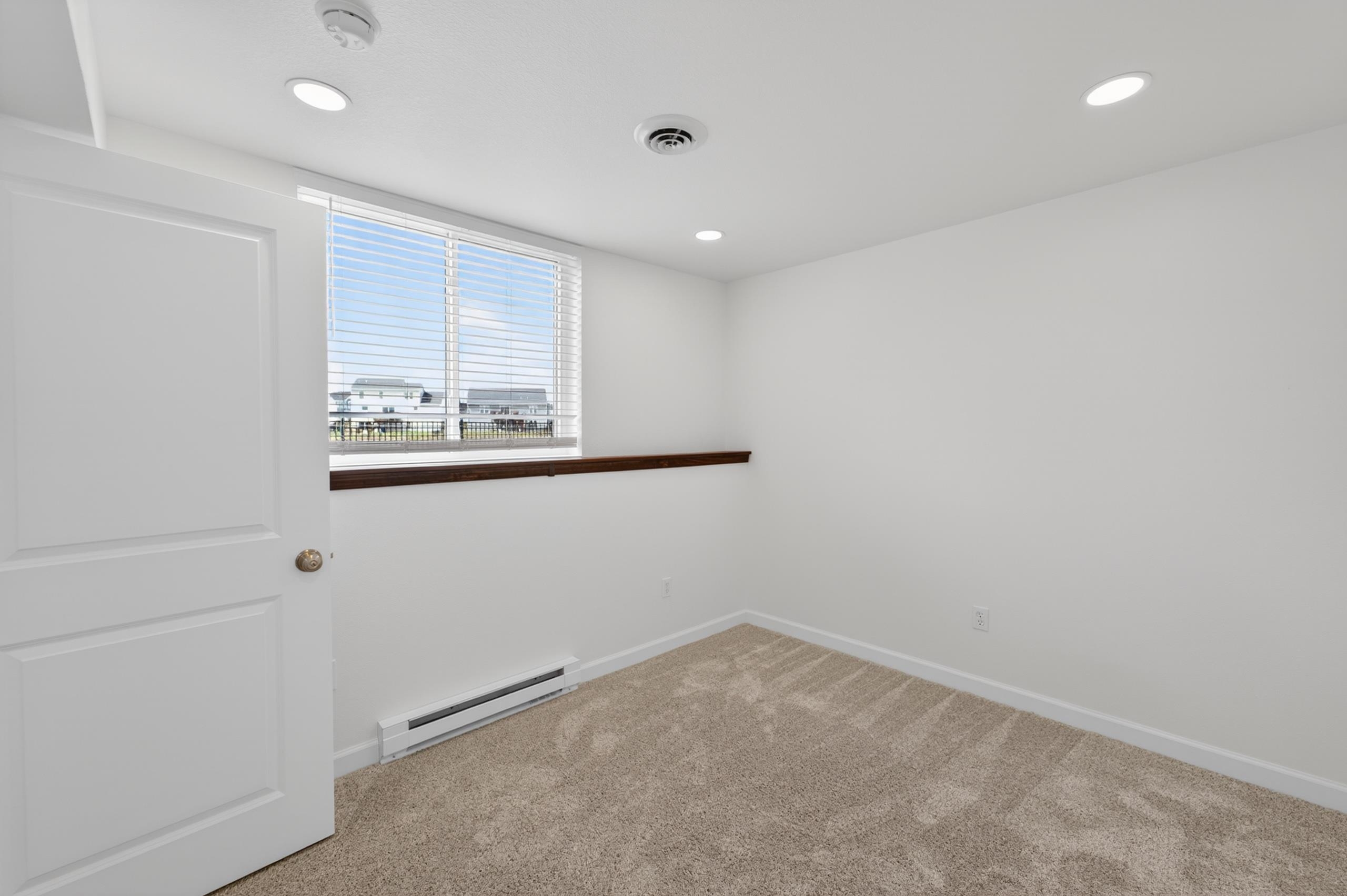 976 Griffin Way