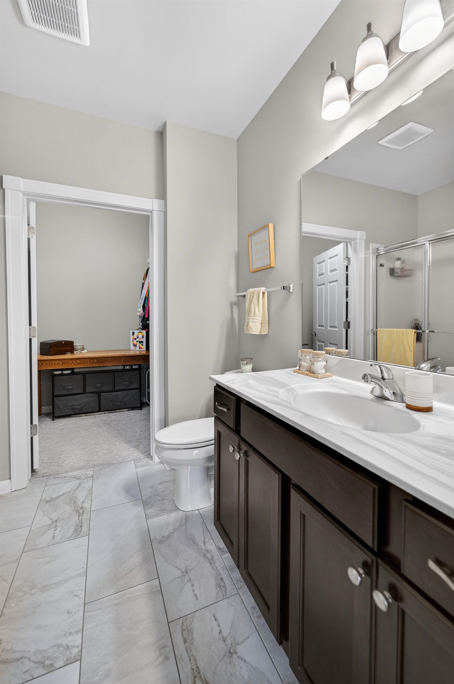 5192 Sassafras Drive 201