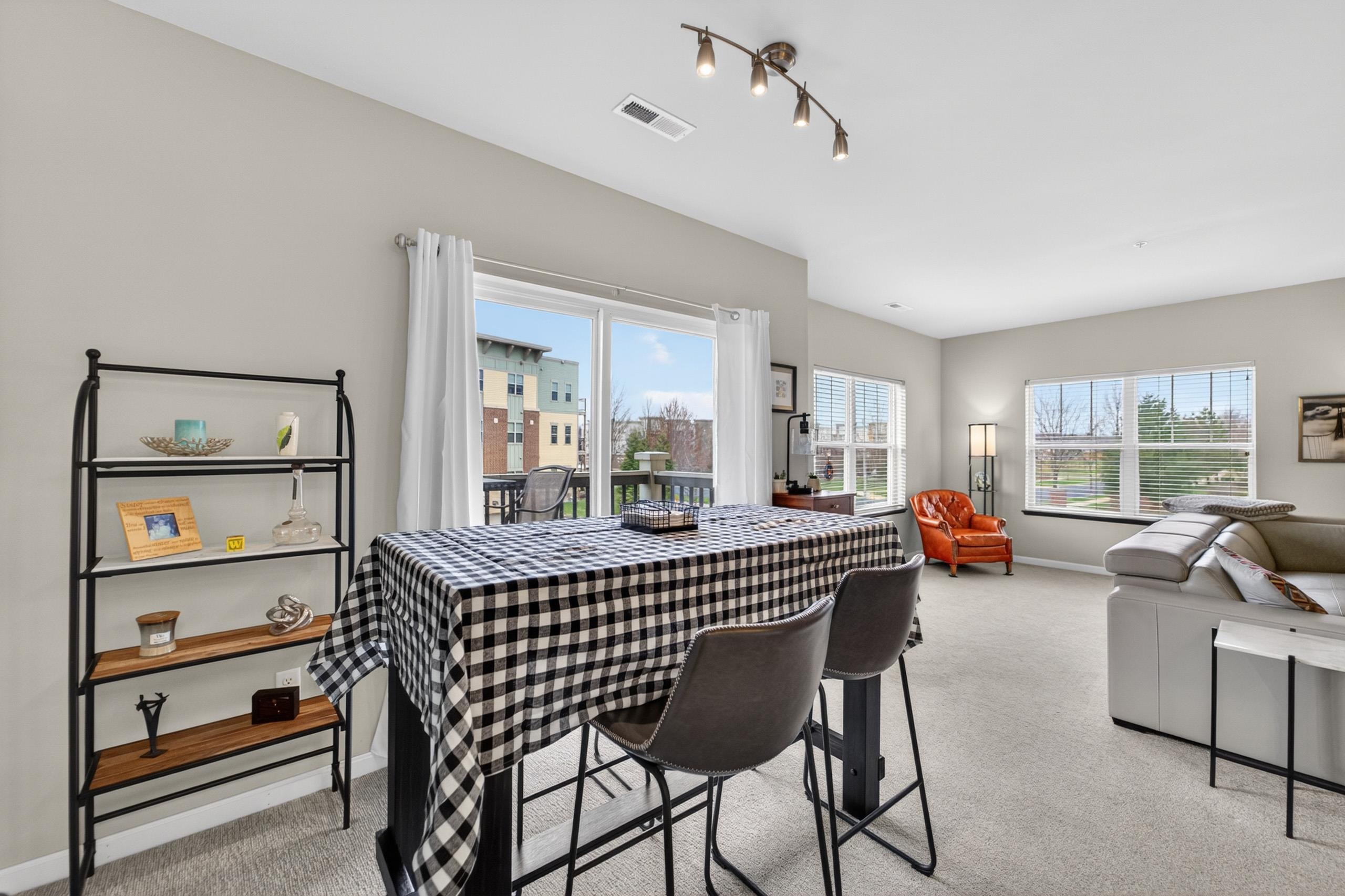 5192 Sassafras Drive 201