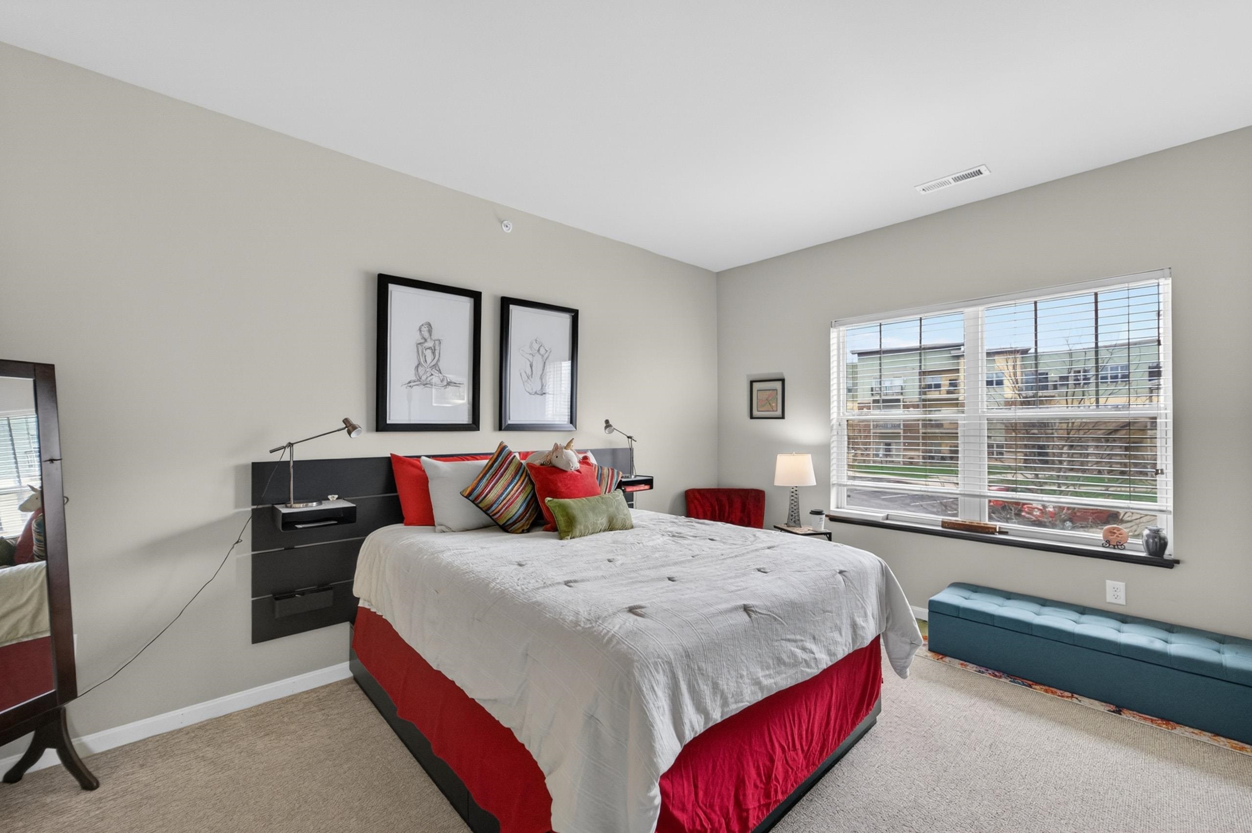 5192 Sassafras Drive 201