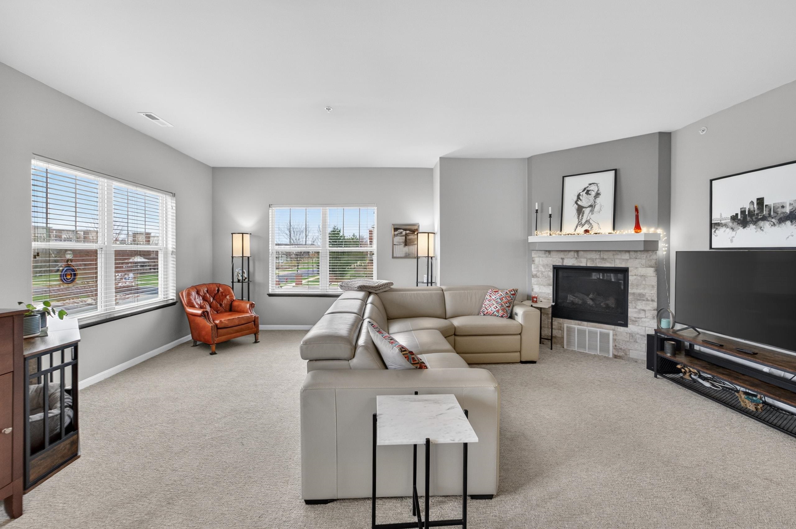 5192 Sassafras Drive 201