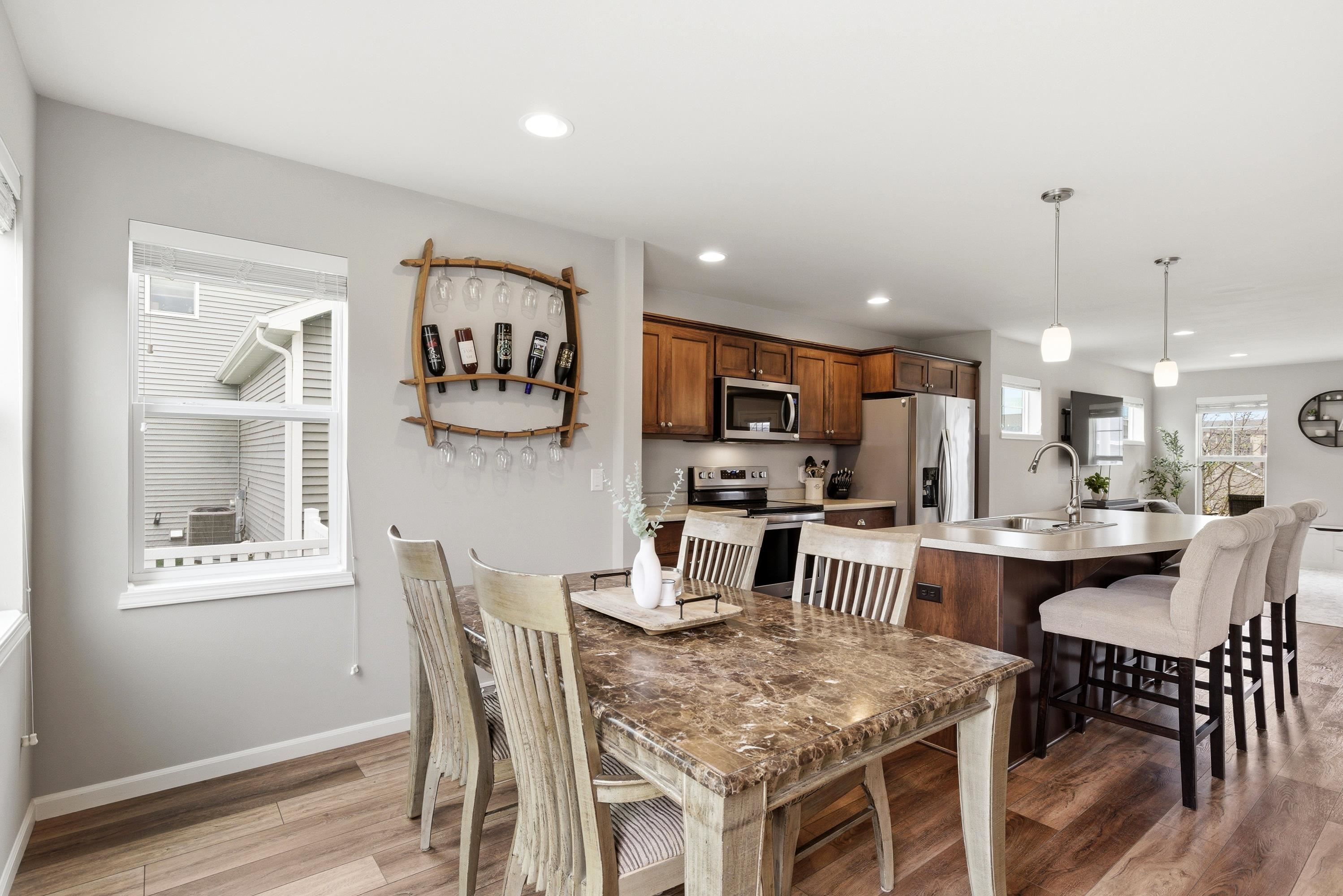 537 Roman Mist Way