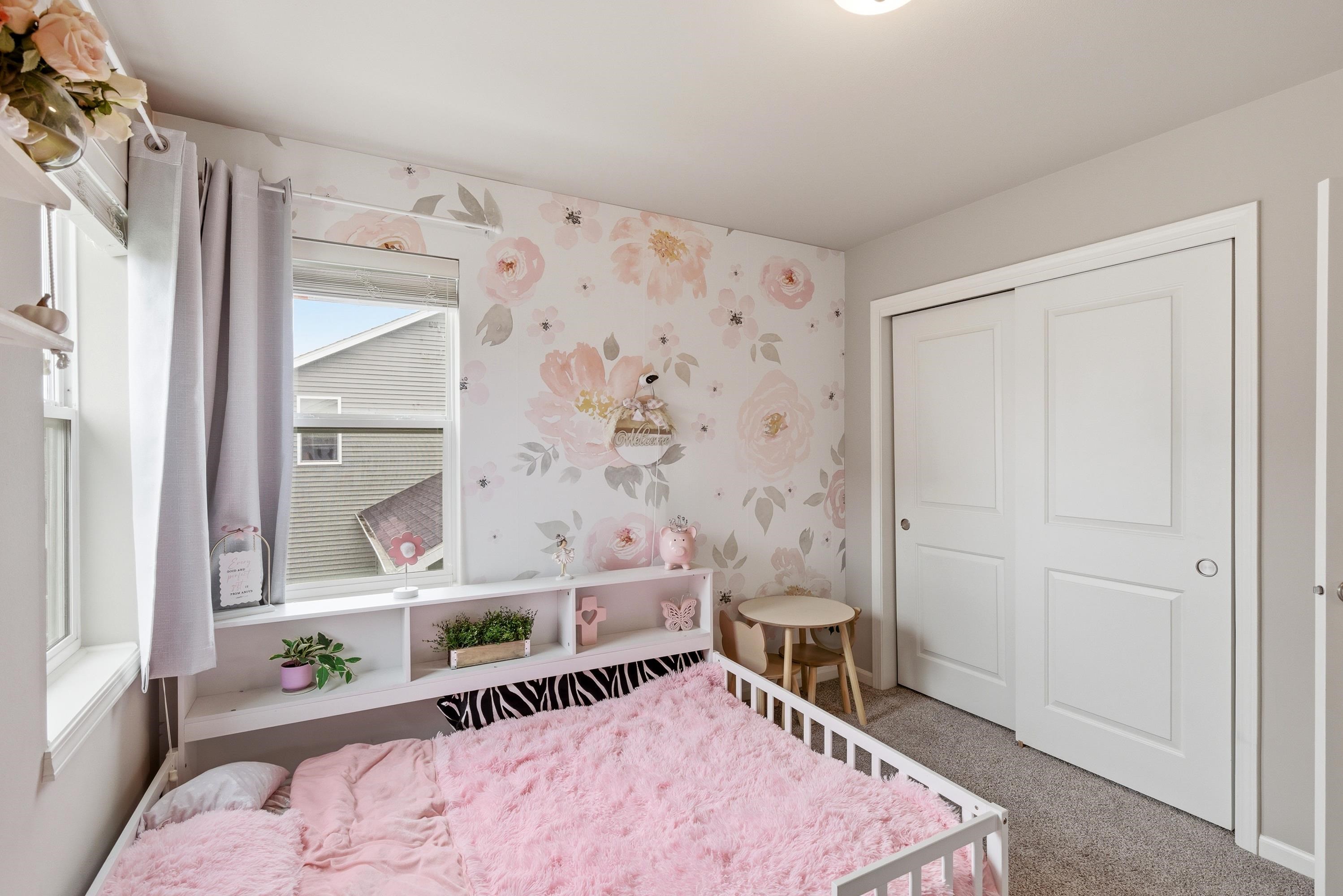 537 Roman Mist Way