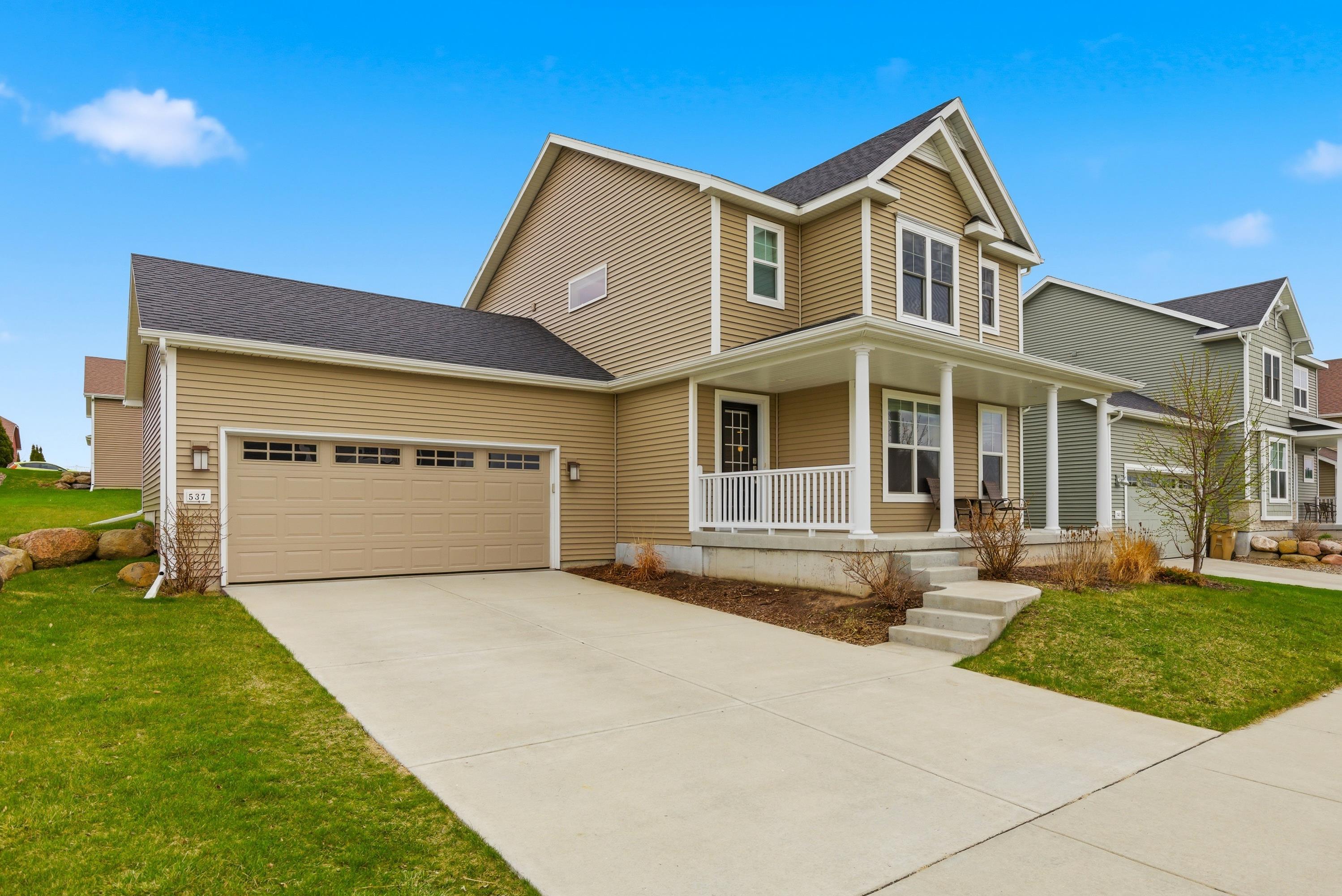 537 Roman Mist Way