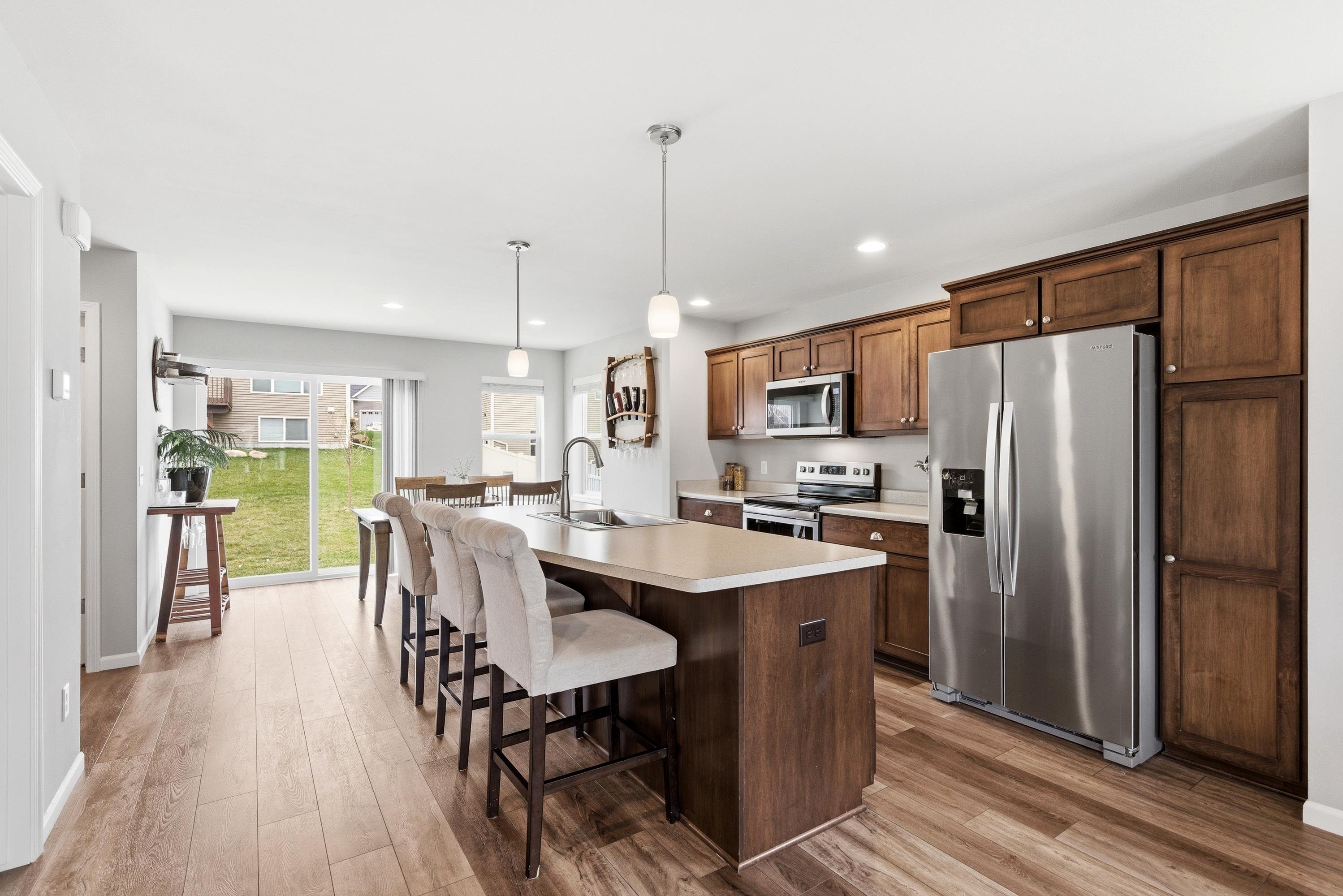 537 Roman Mist Way