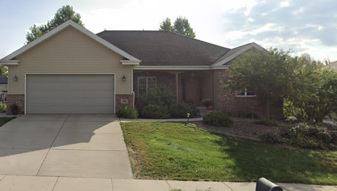 368 N Bergamont Boulevard