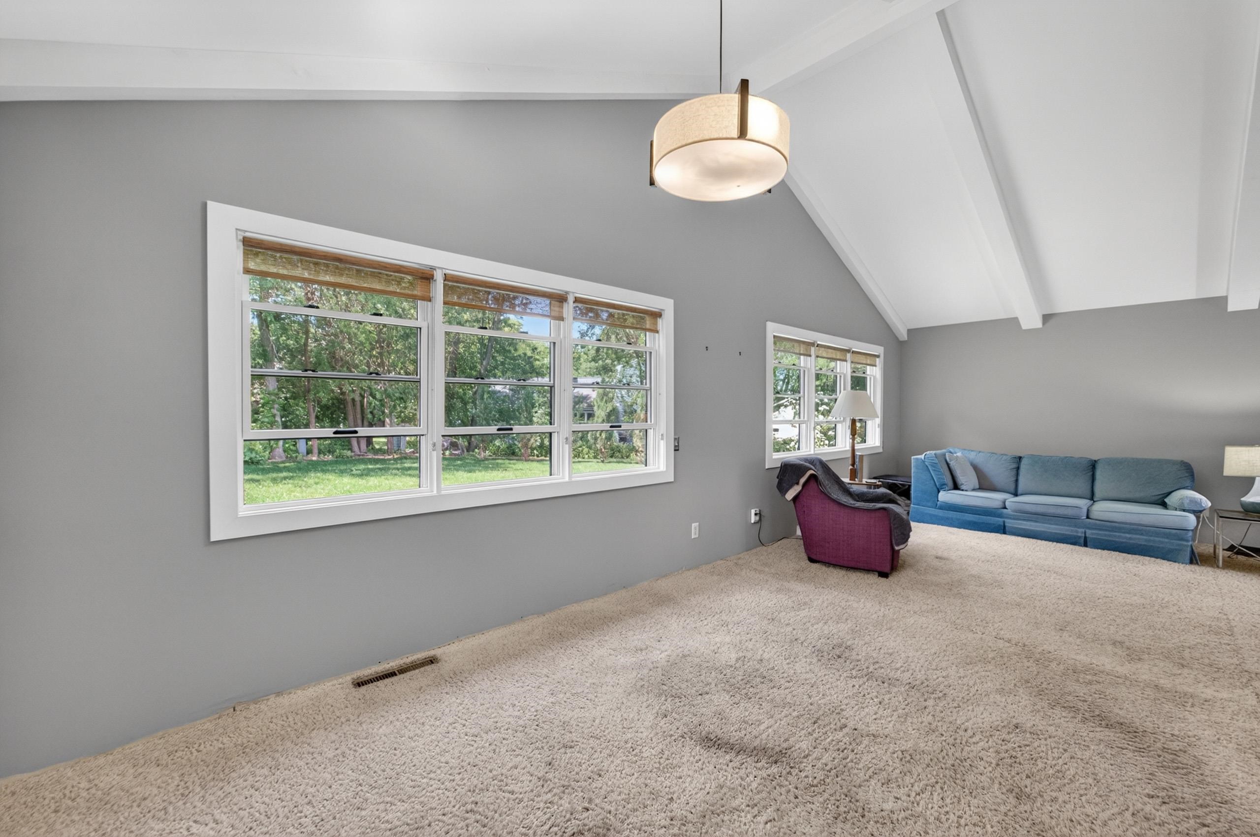 13 Oxwood Circle