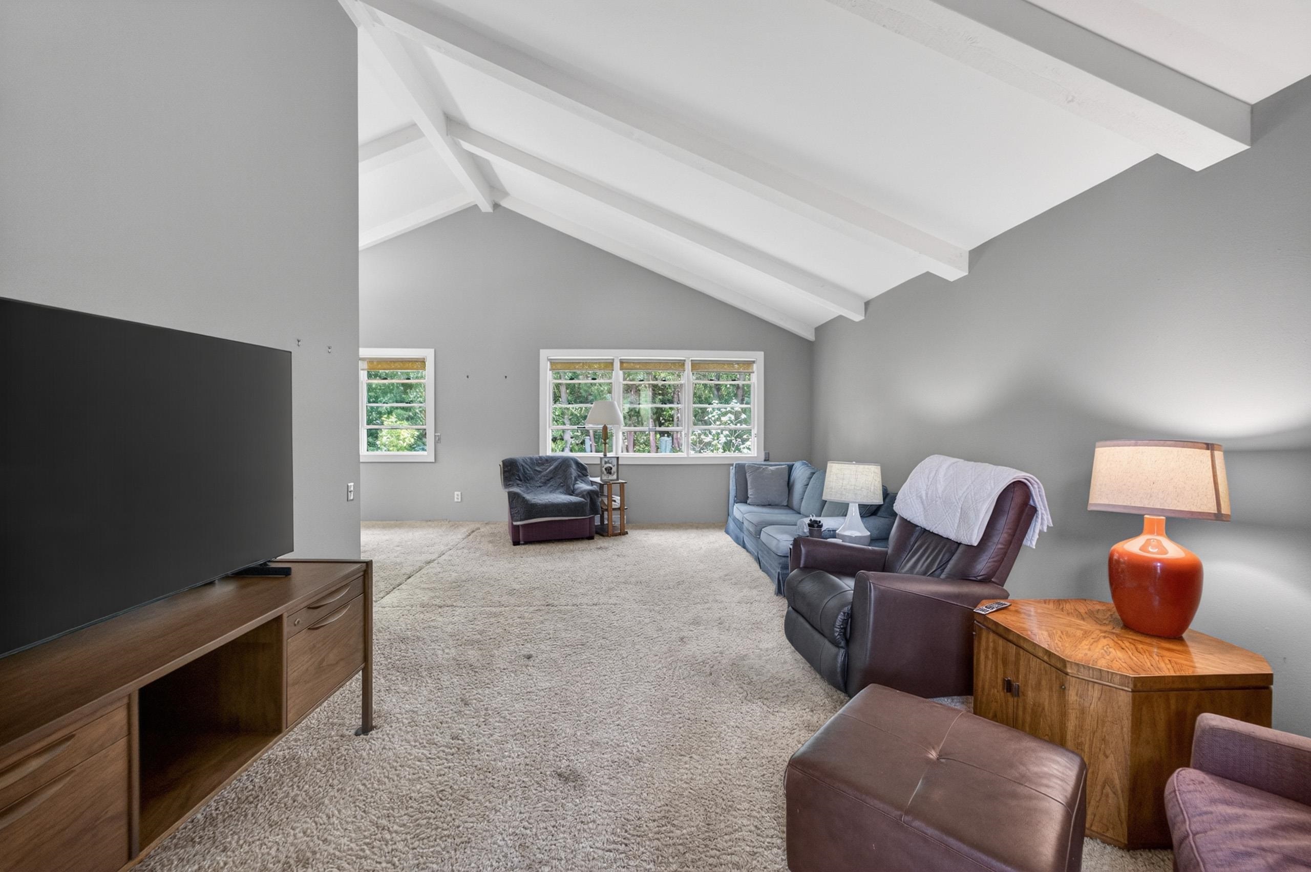 13 Oxwood Circle