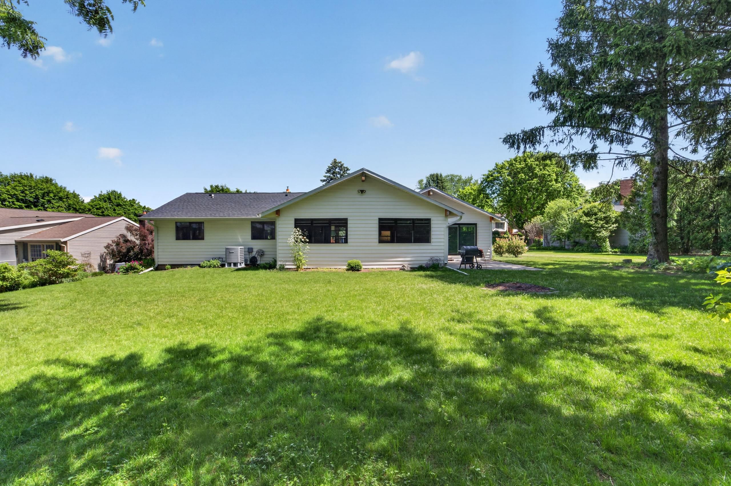 13 Oxwood Circle