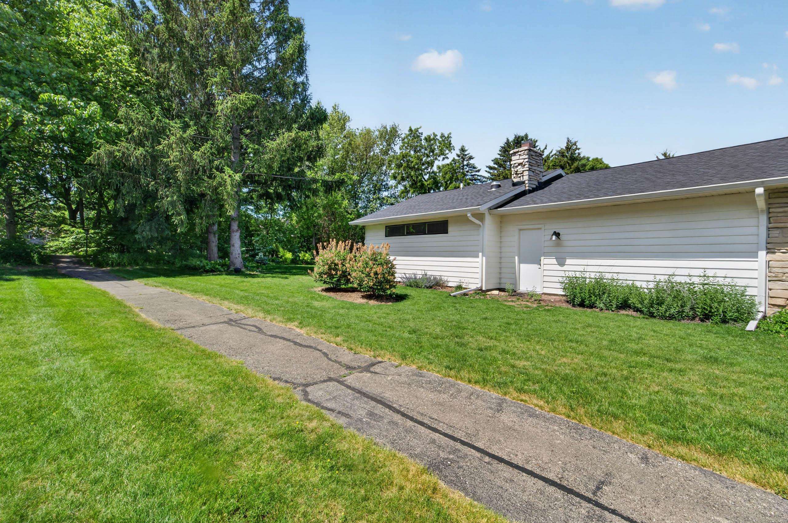 13 Oxwood Circle