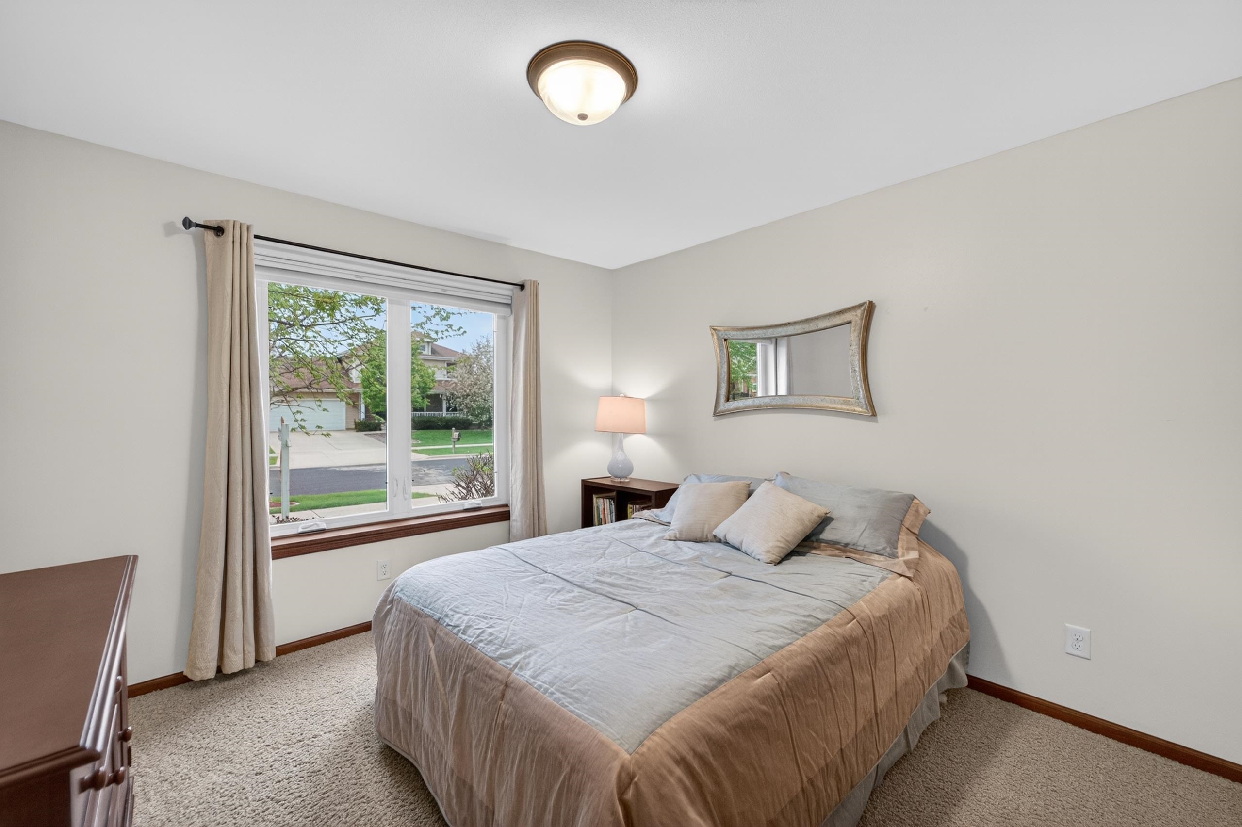 2646 Saw Tooth Drive