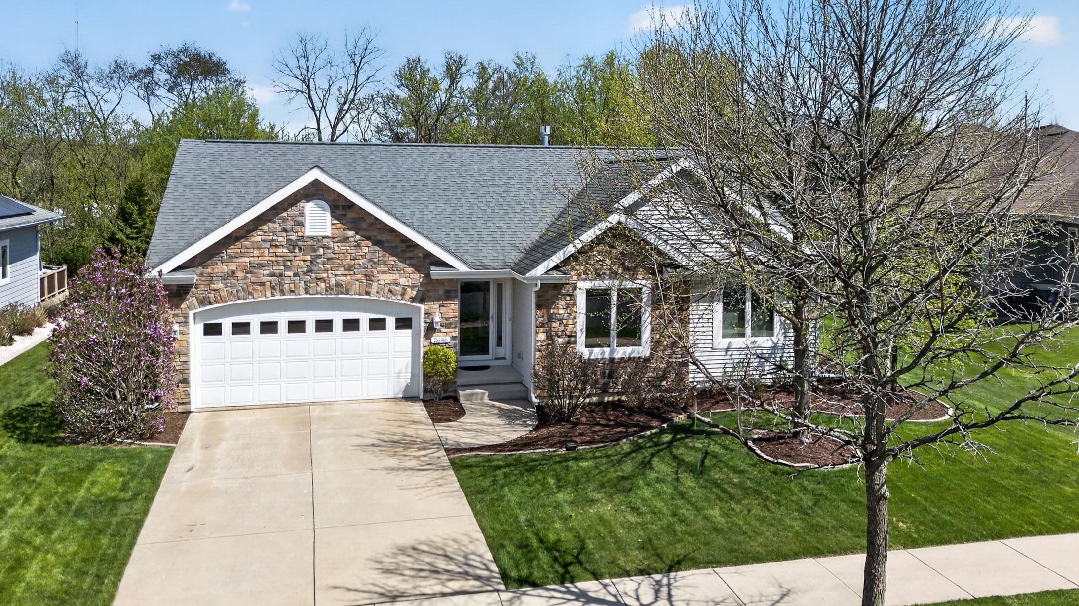 2646 Saw Tooth Drive