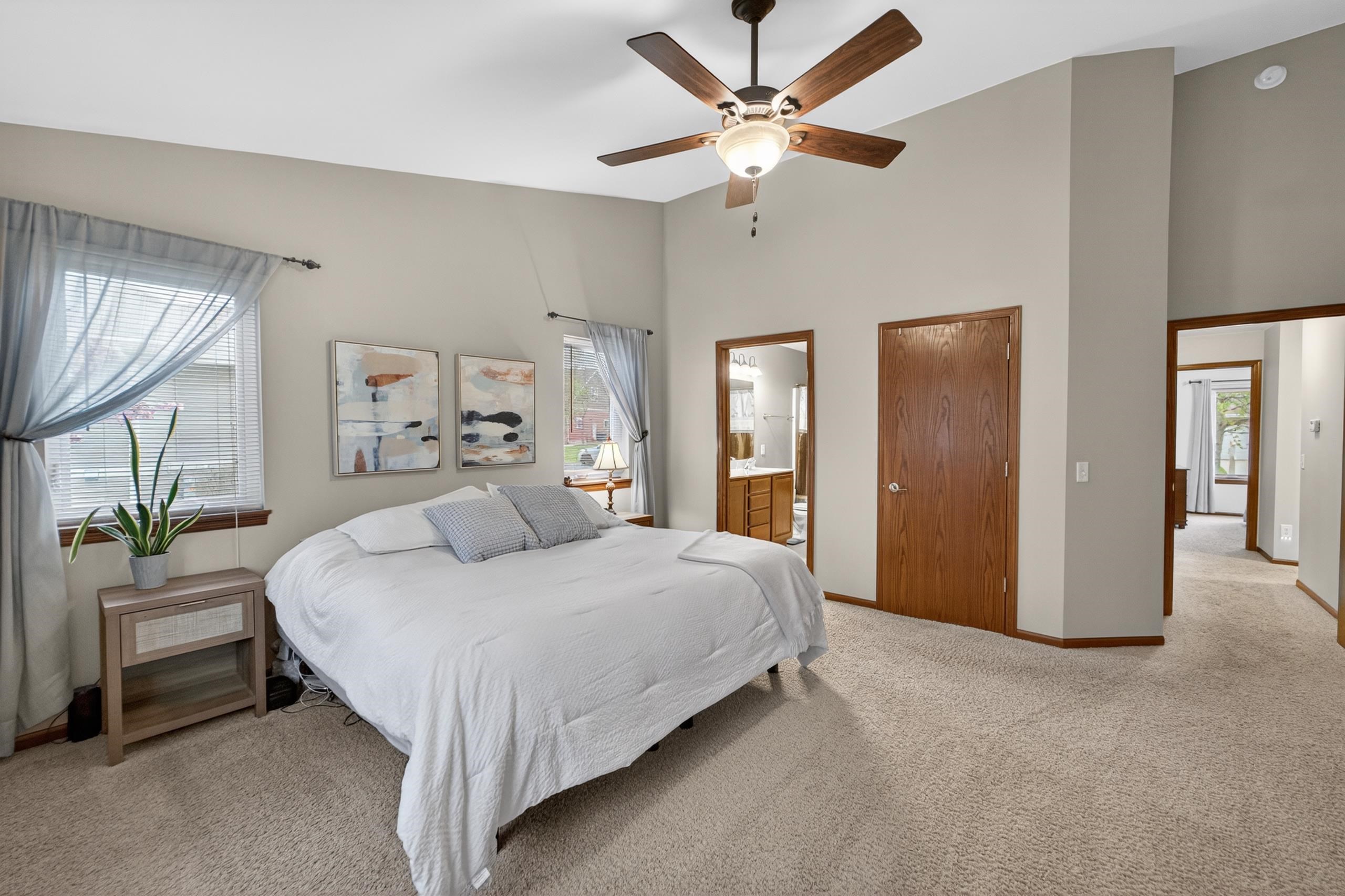 2646 Saw Tooth Drive