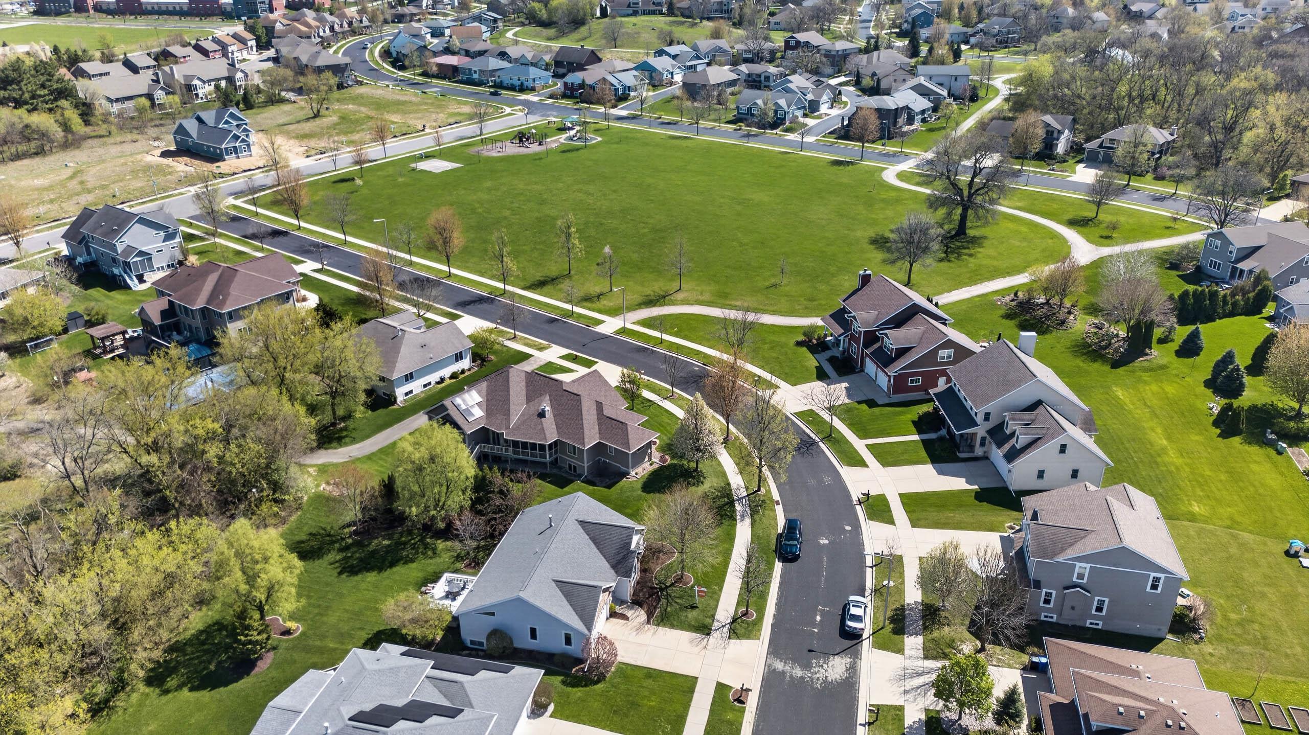 2646 Saw Tooth Drive