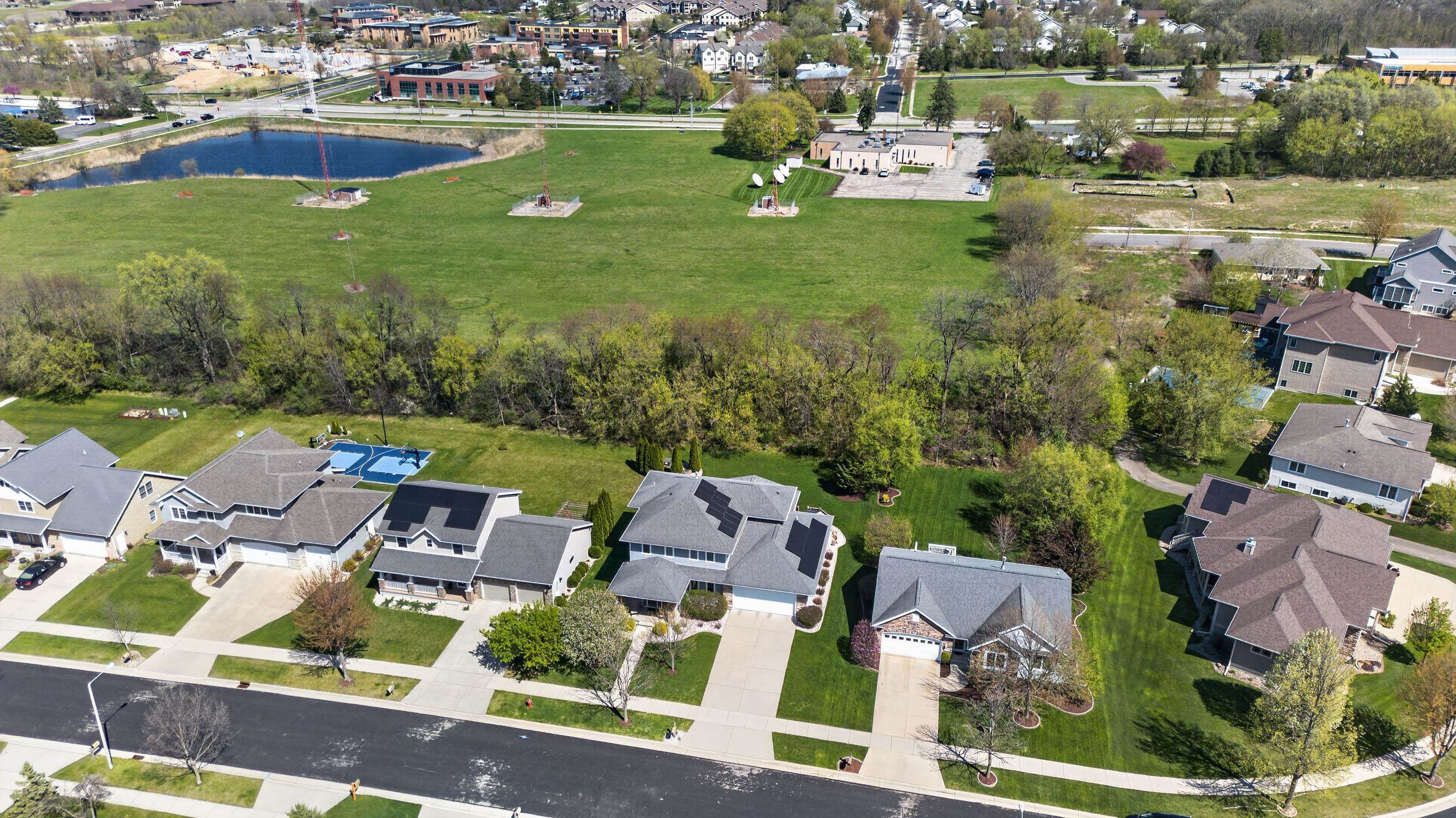 2646 Saw Tooth Drive