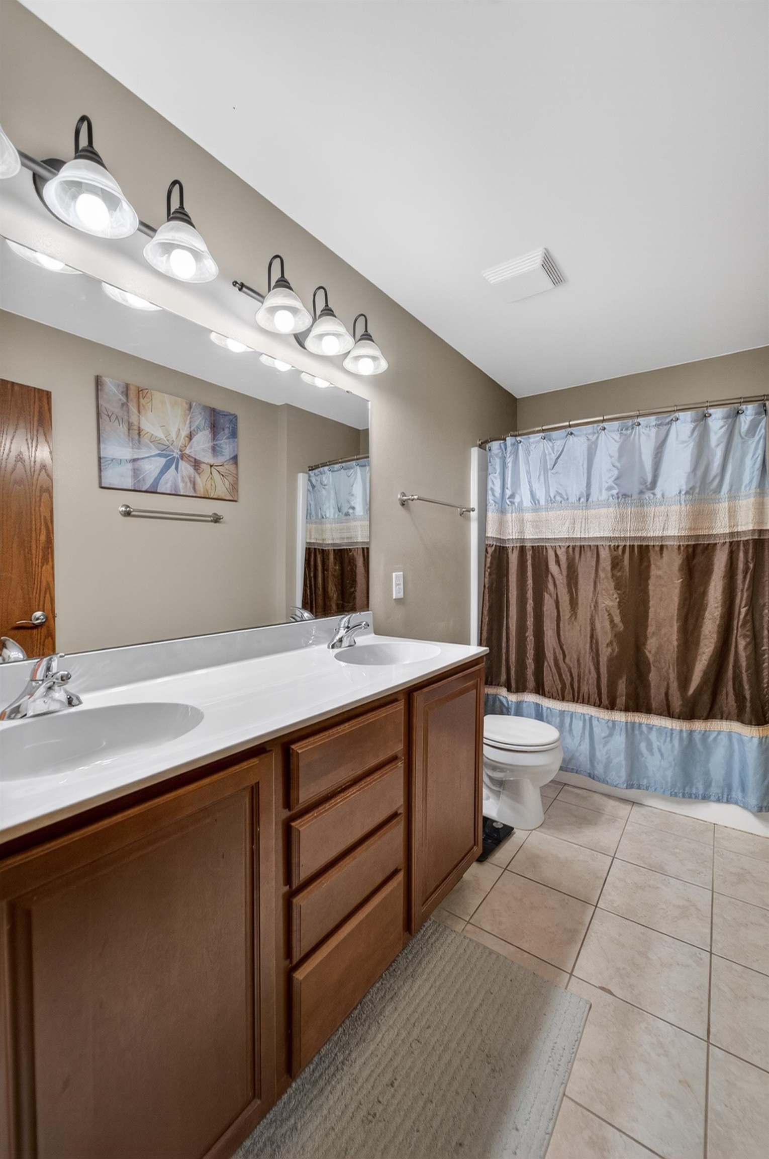 2646 Saw Tooth Drive