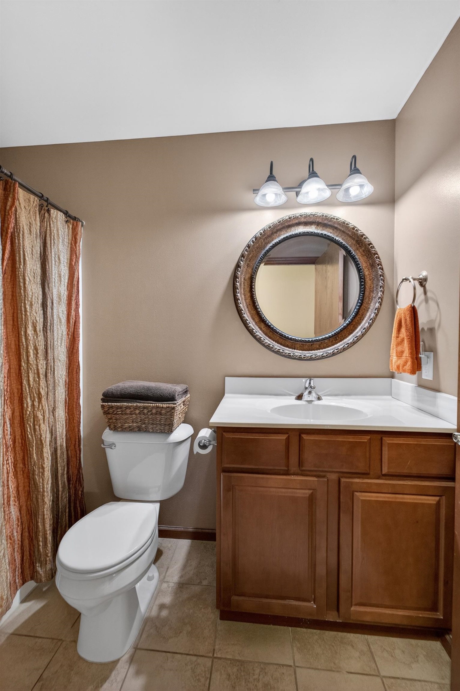 2646 Saw Tooth Drive