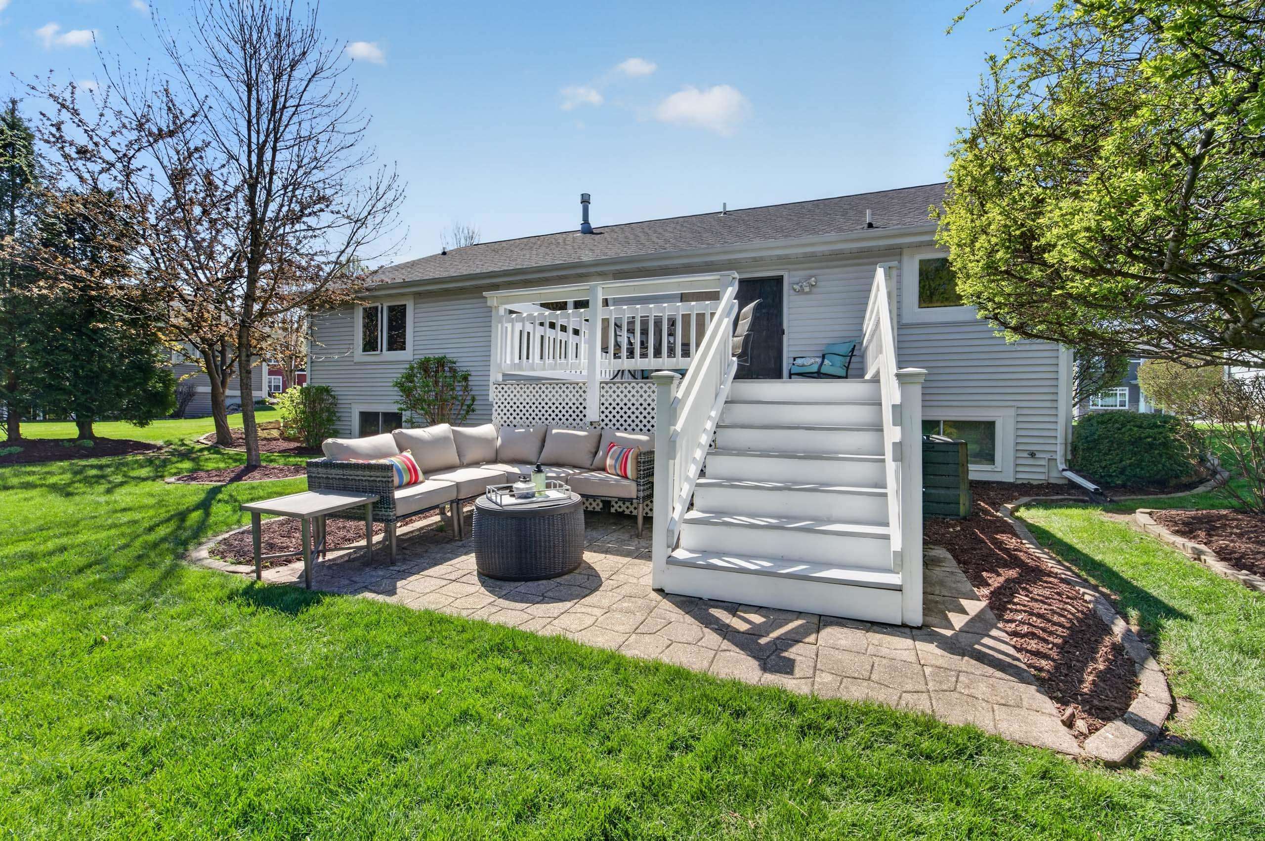 2646 Saw Tooth Drive