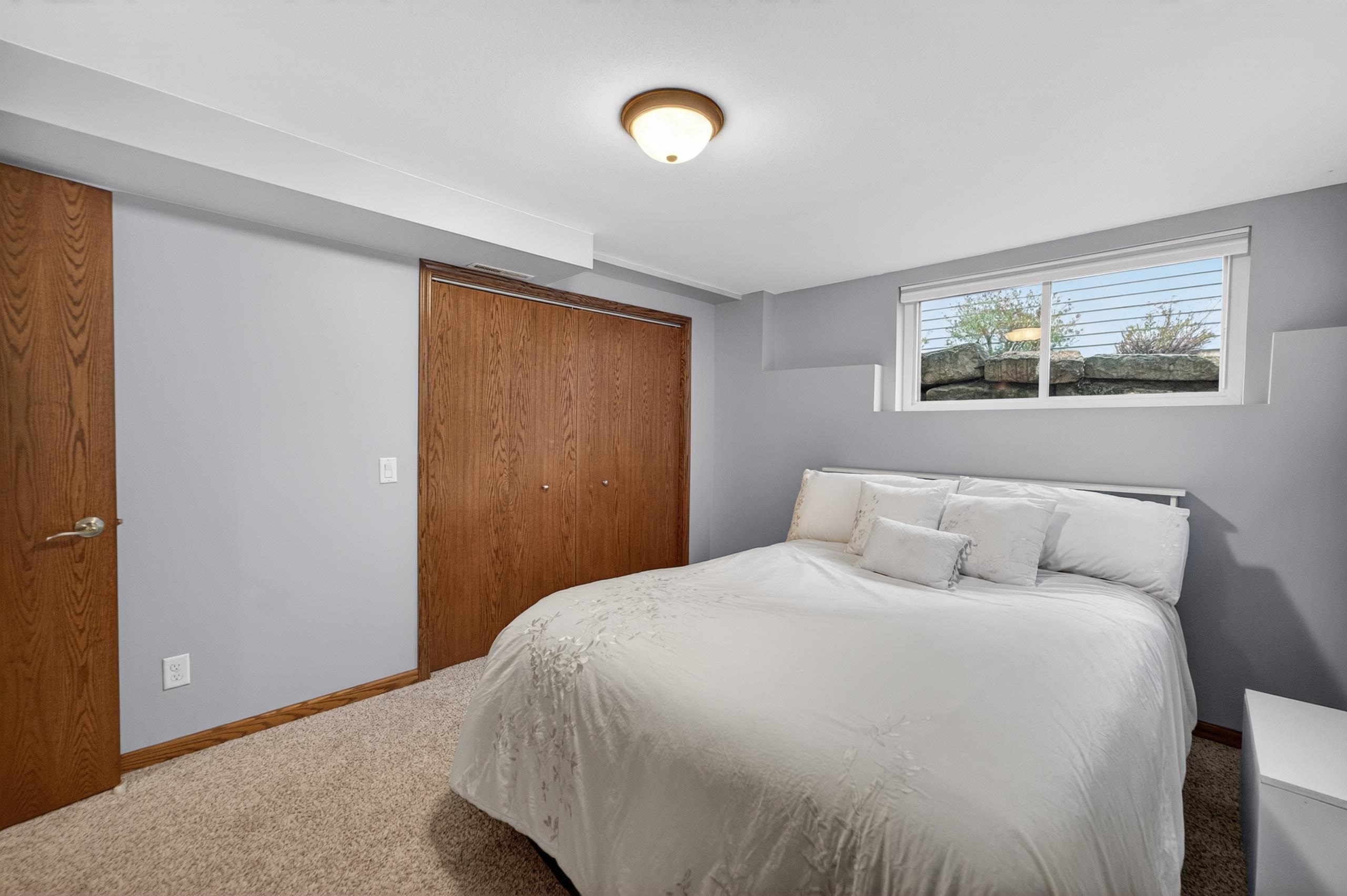 2646 Saw Tooth Drive