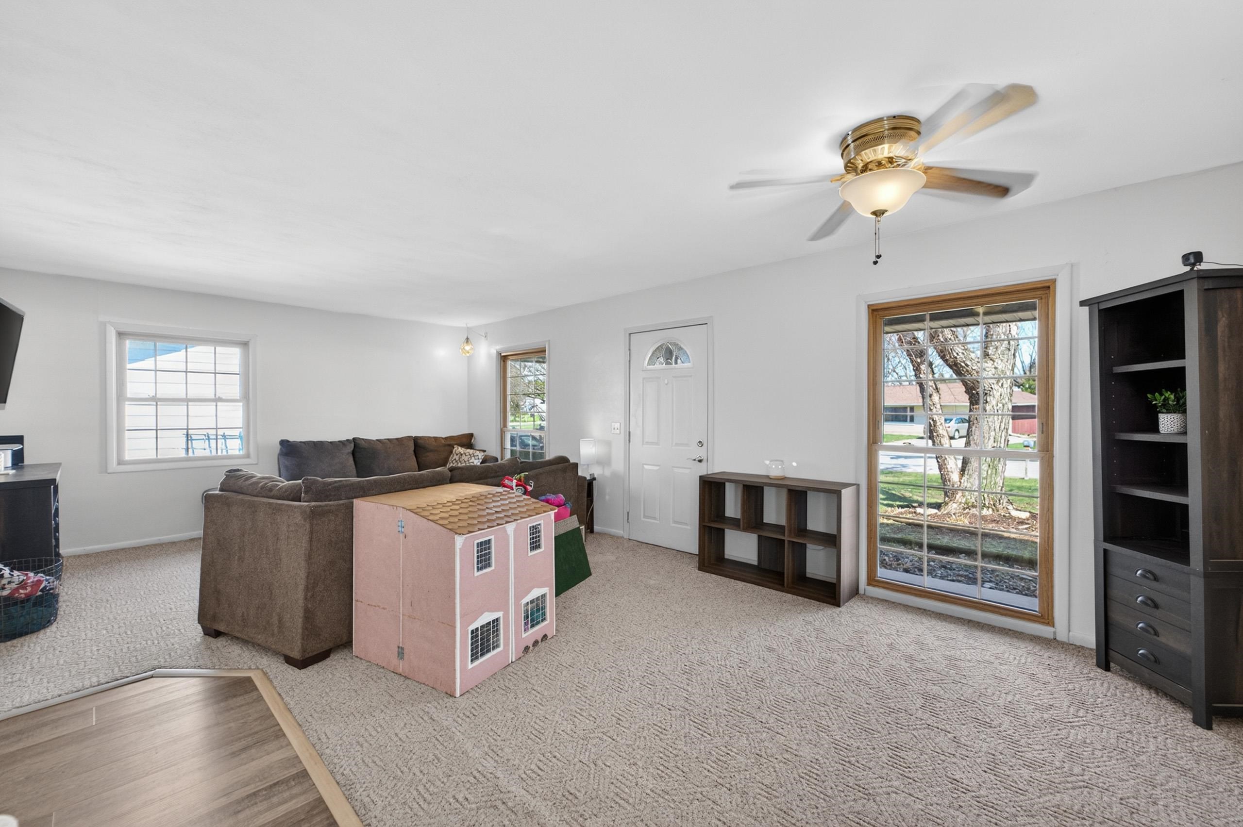 4389 Curry Lane