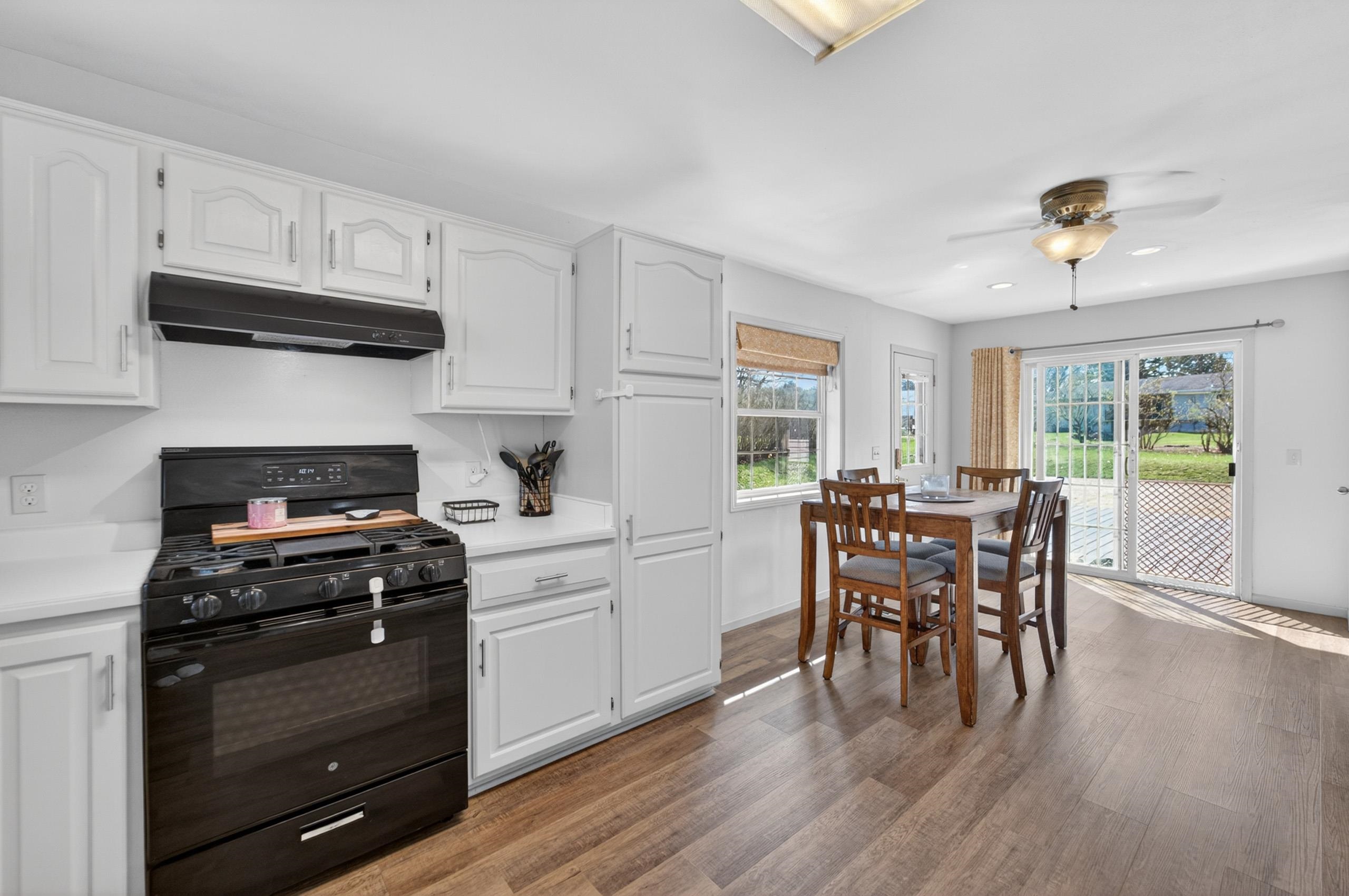 4389 Curry Lane