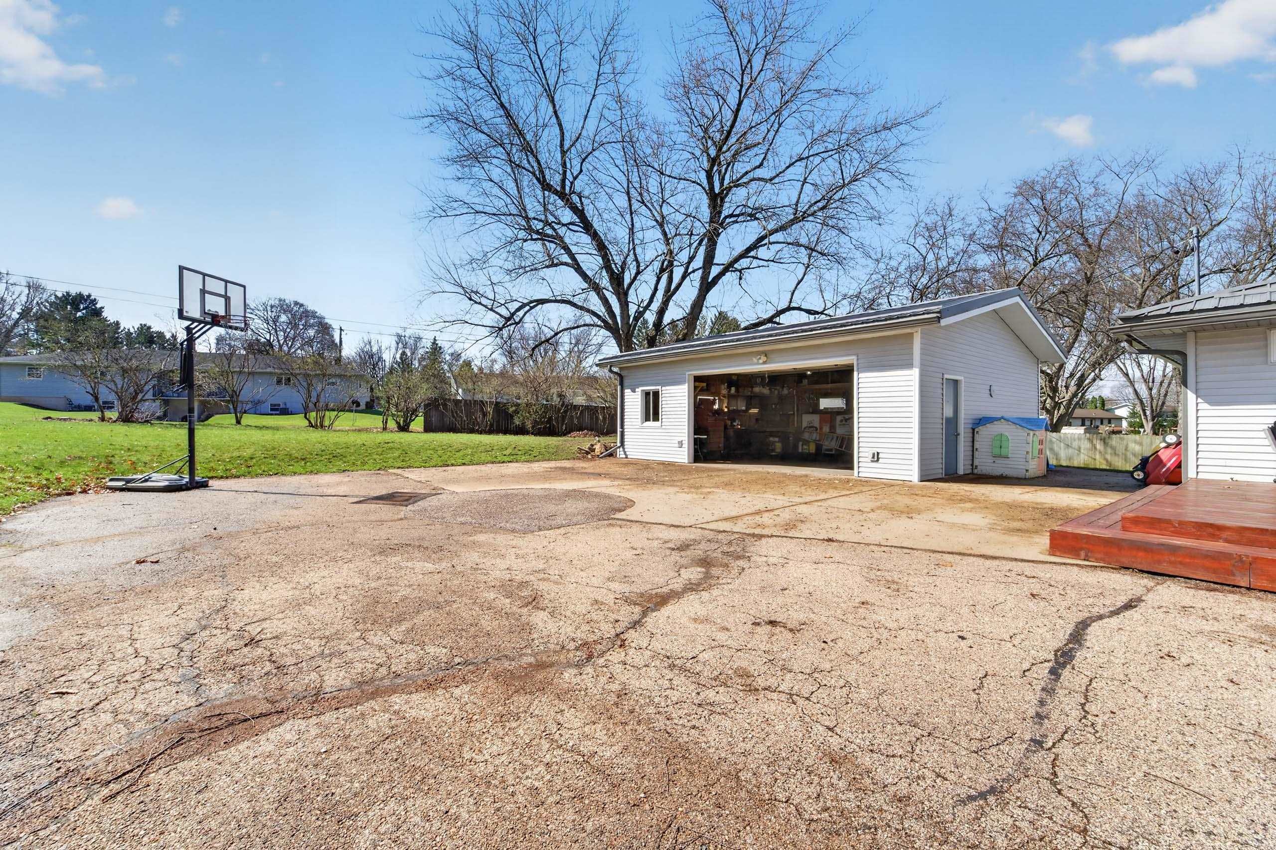 4389 Curry Lane