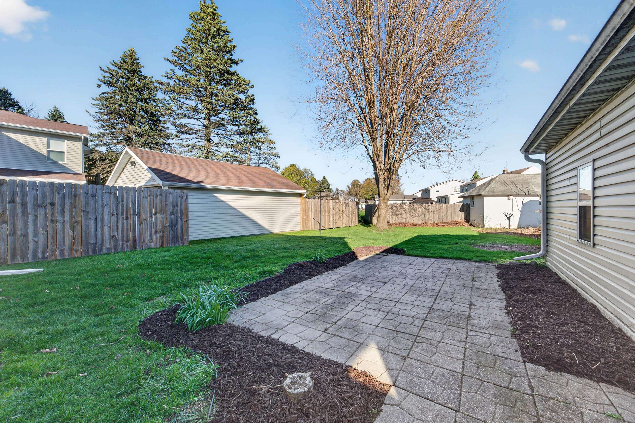 1211 River Drive