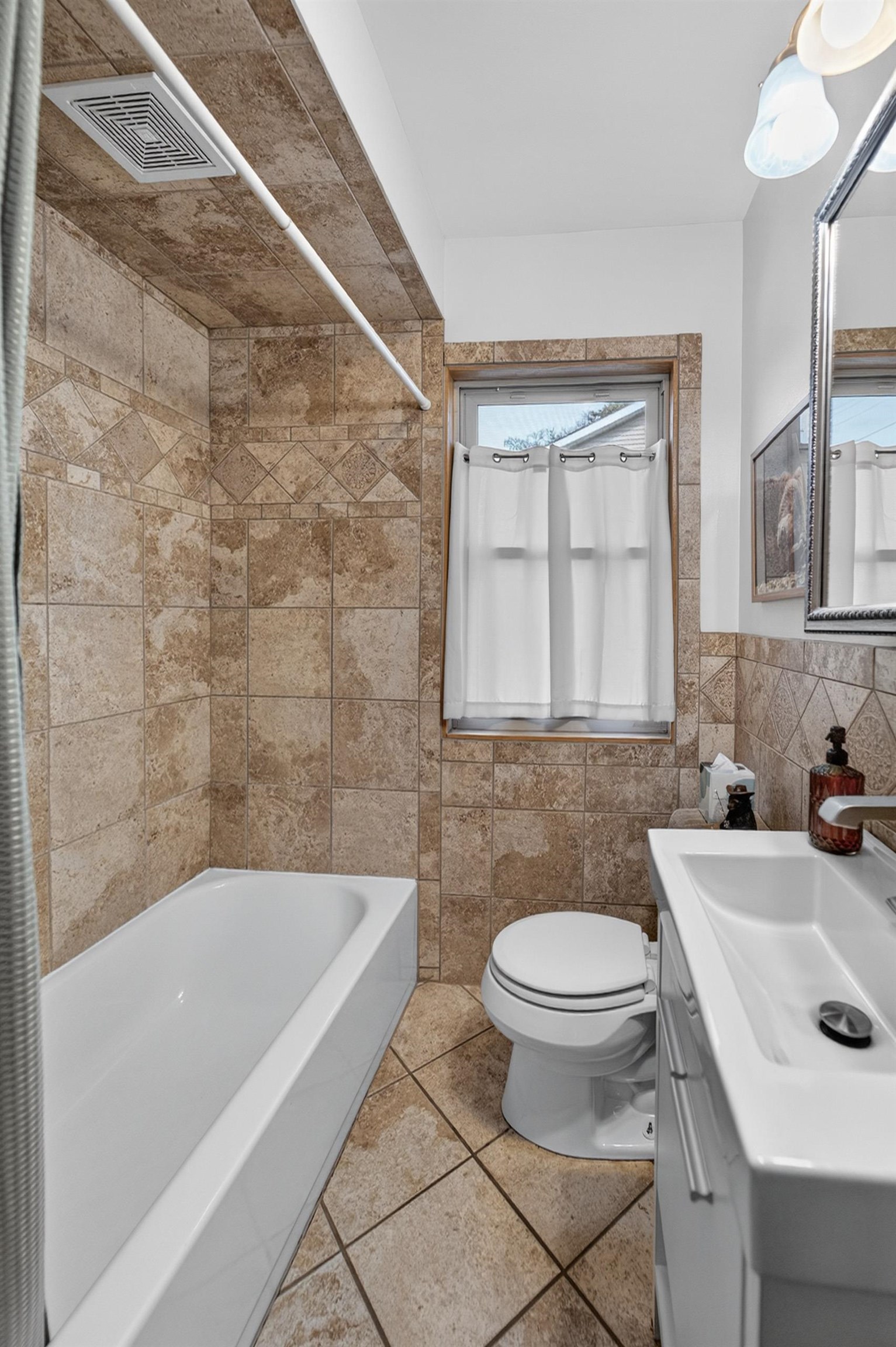 1211 River Drive