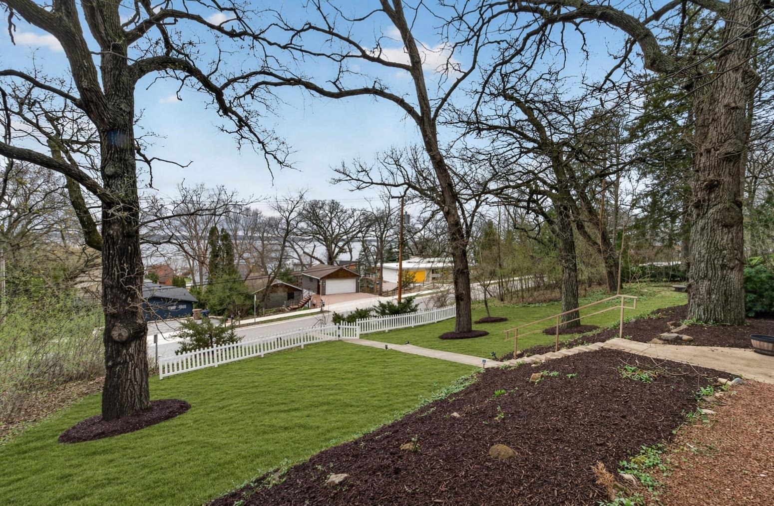 5109 Lake Mendota Drive